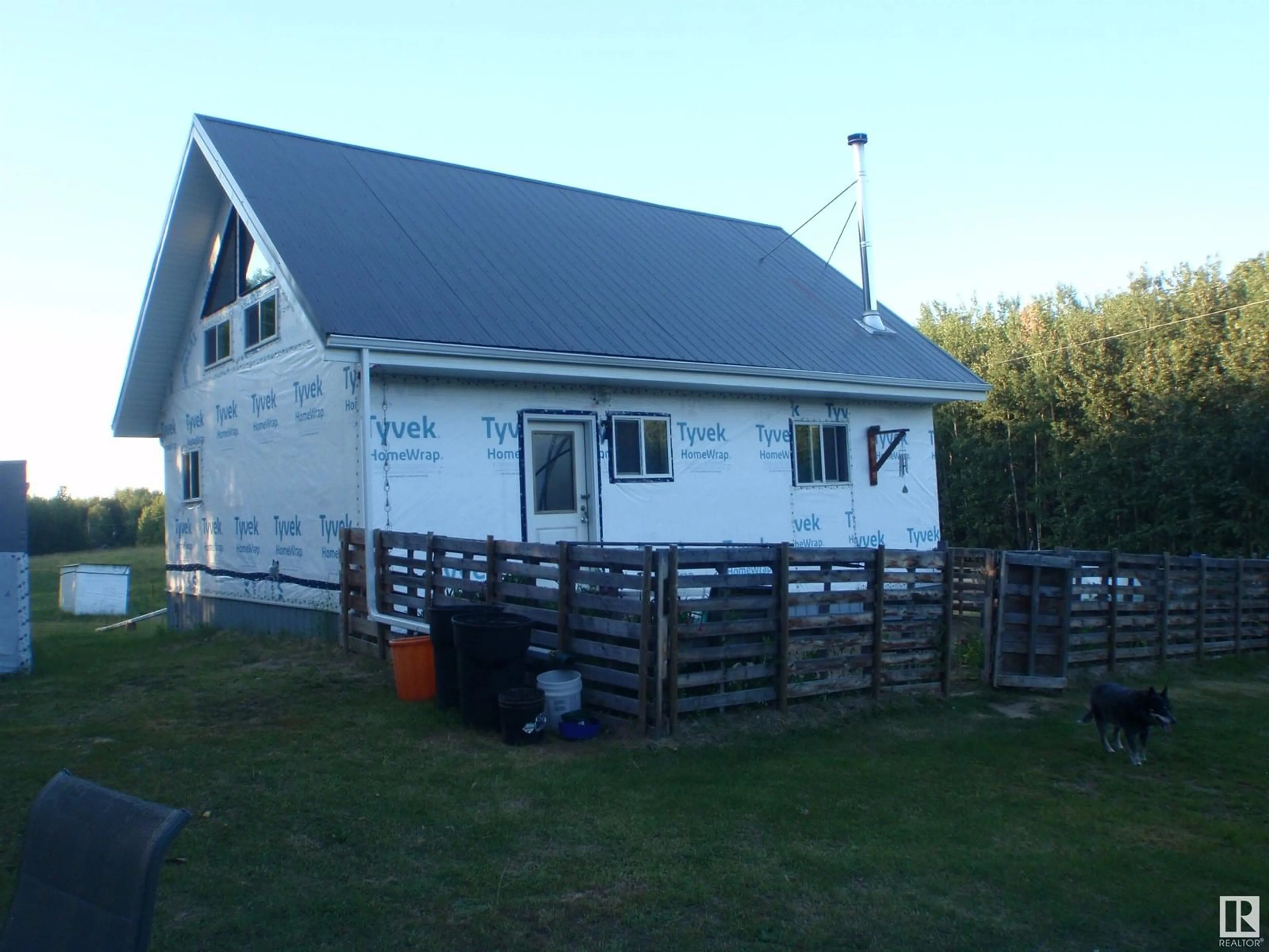 Shed for 6206 TWP RD 605, Rural Barrhead County Alberta T0G2G0