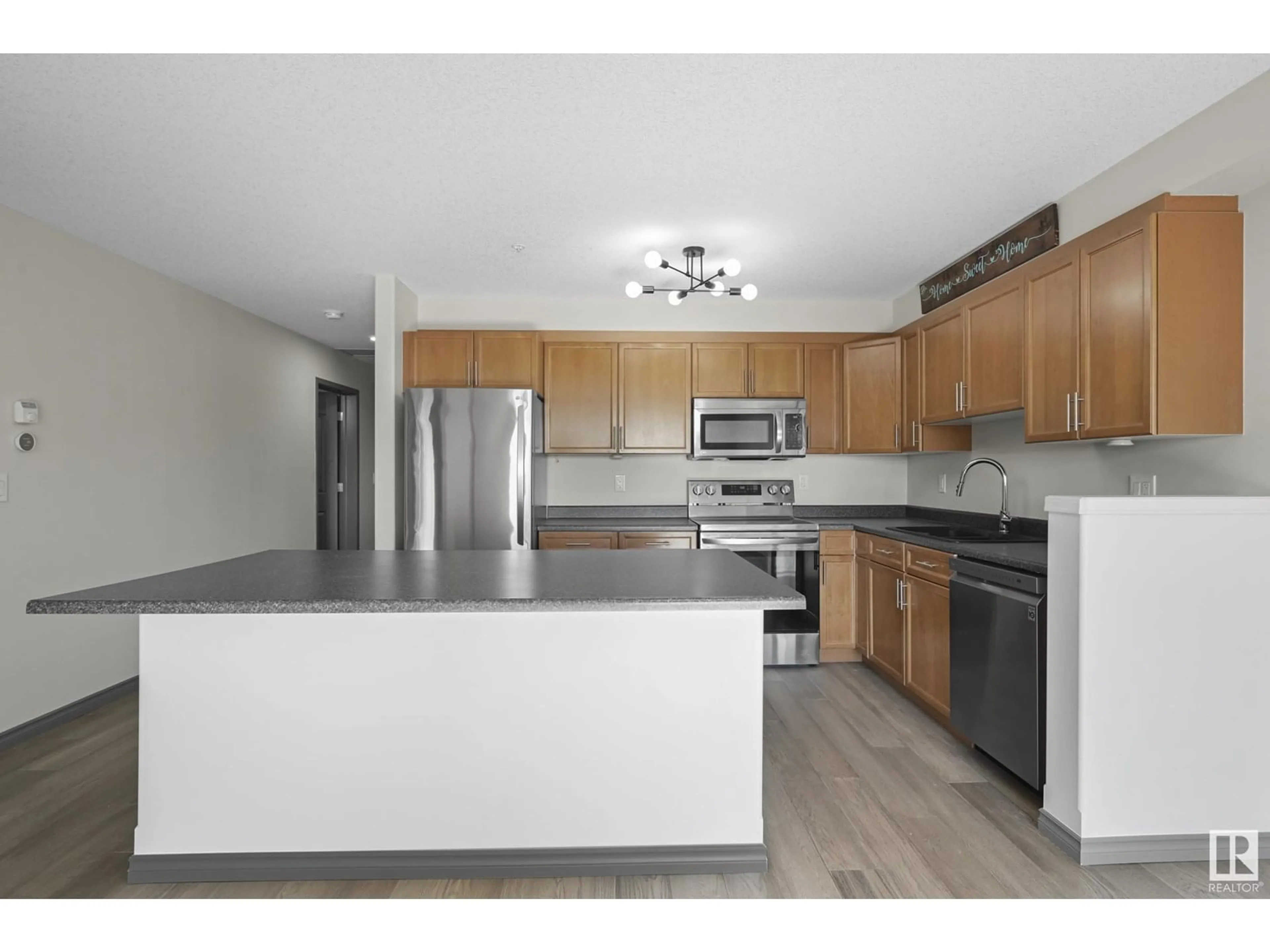 Standard kitchen, unknown for 216 - 1589 GLASTONBURY BV, Edmonton Alberta T5T2V1