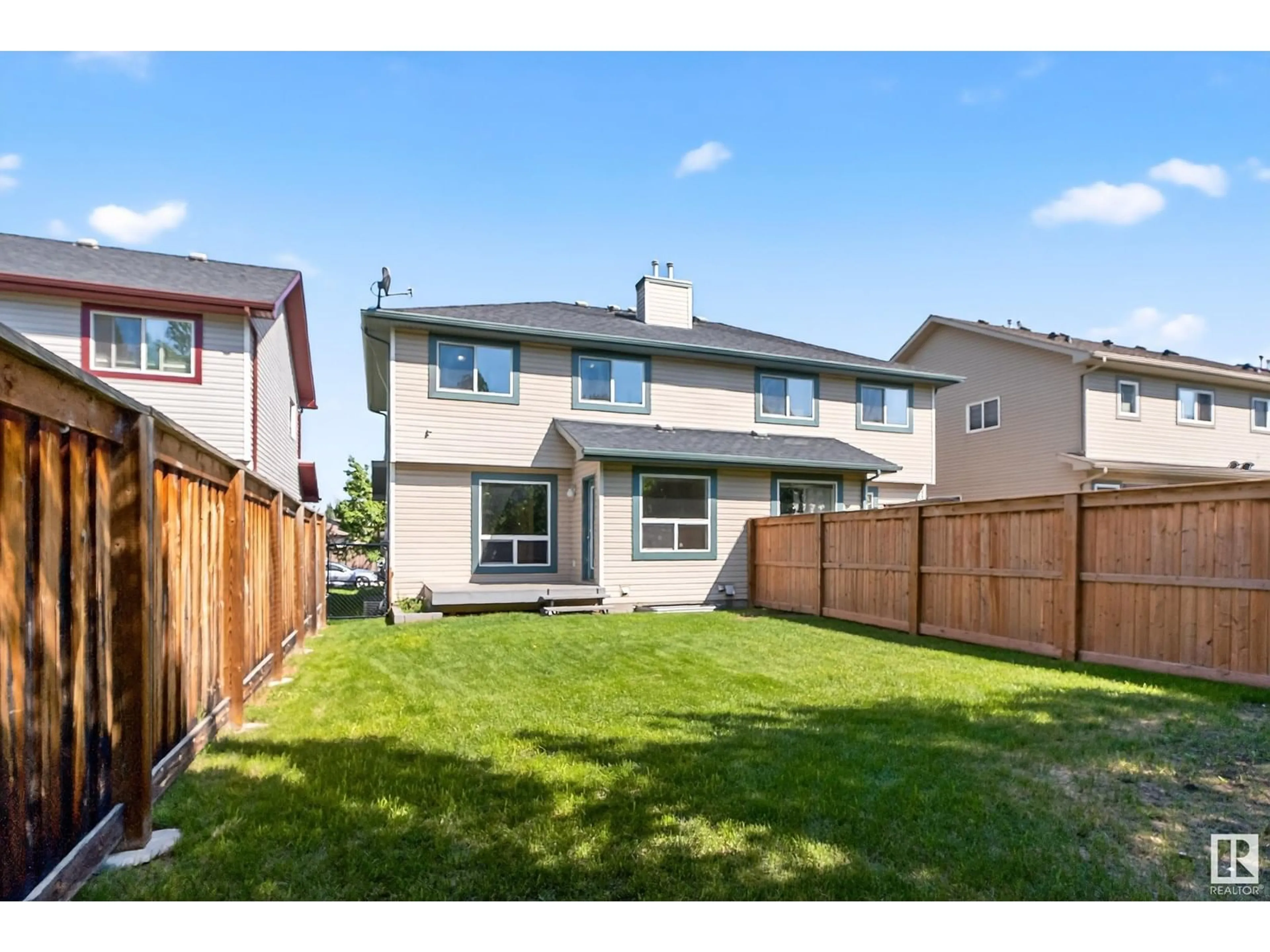 Unknown for 9135 SCOTT CR, Edmonton Alberta T6R0E5