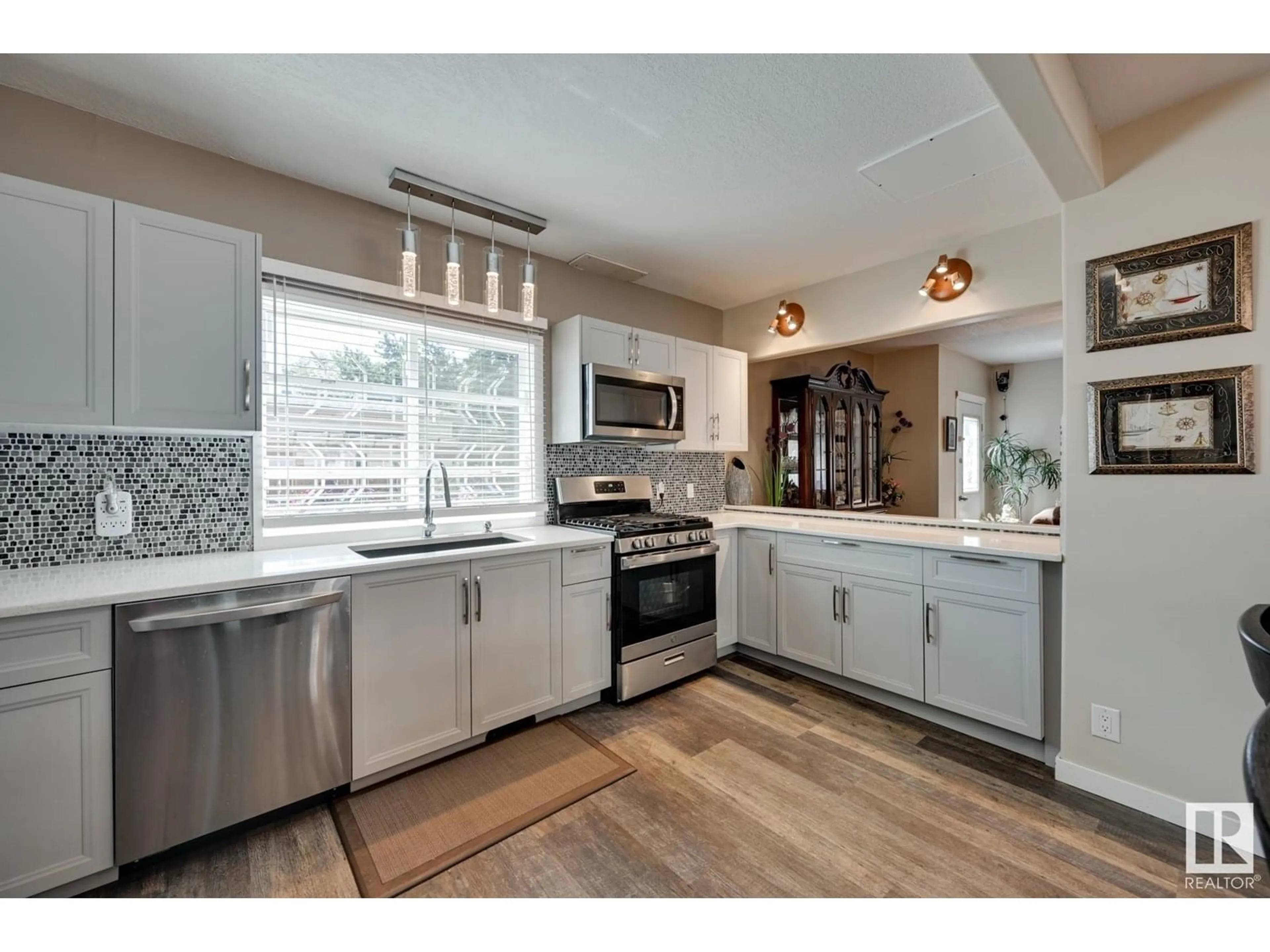 Open concept kitchen, unknown for 5039 52 ST, Andrew Alberta T0B0C0
