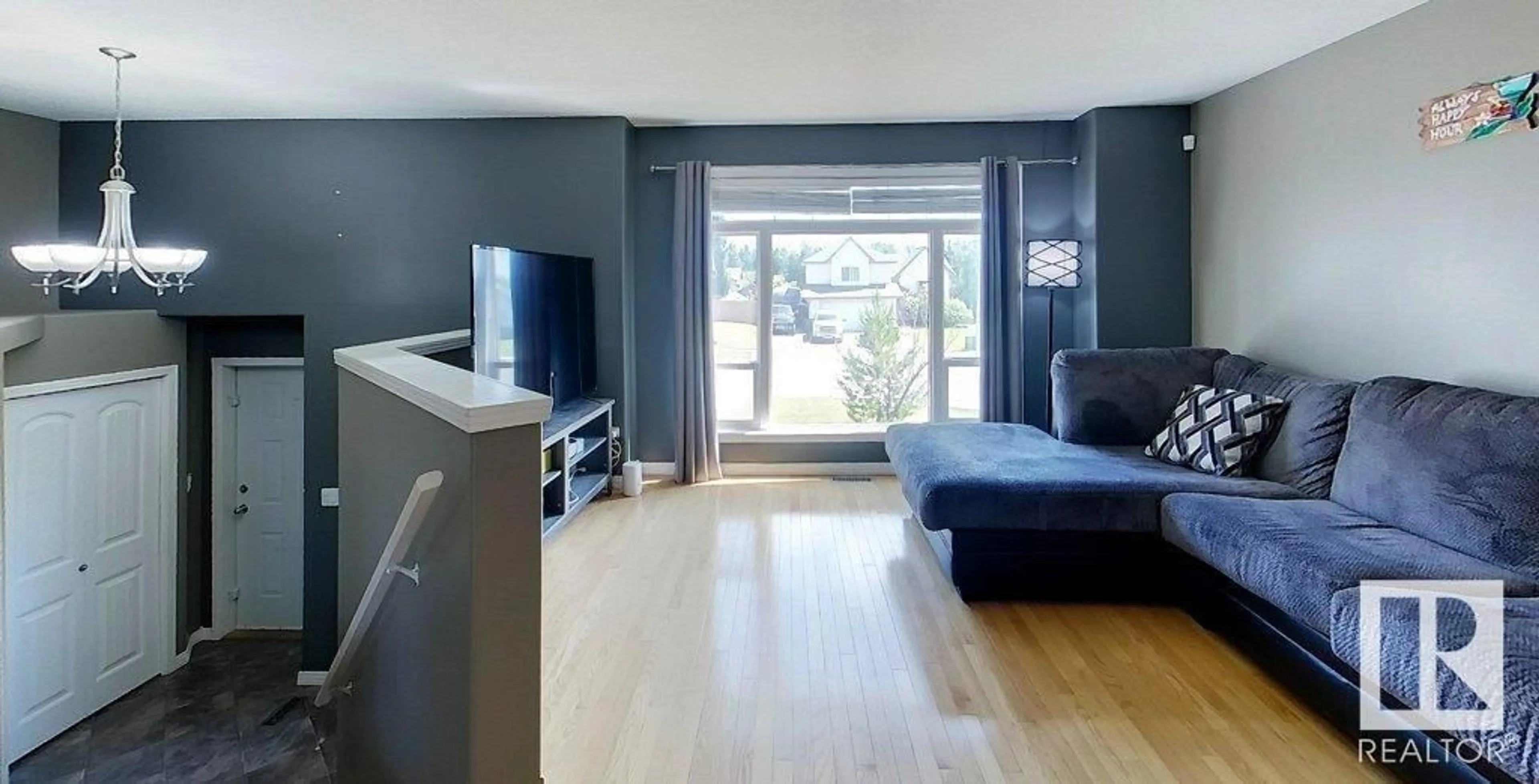 Living room with furniture, unknown for 916 62A ST, Edson Alberta T7E1Y6