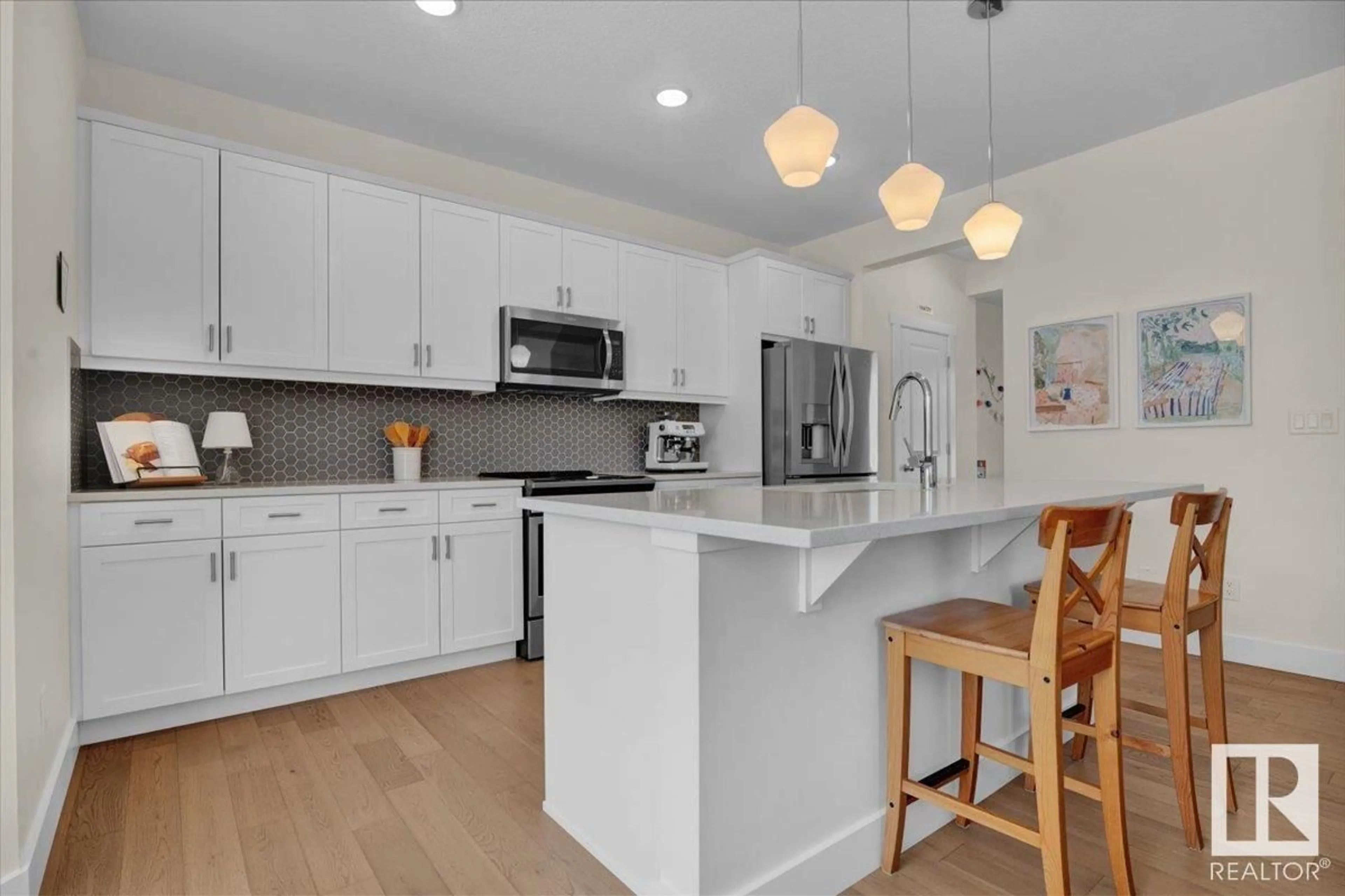 Open concept kitchen, unknown for 7511 SUMMERSIDE GRANDE BV, Edmonton Alberta T6X0V2