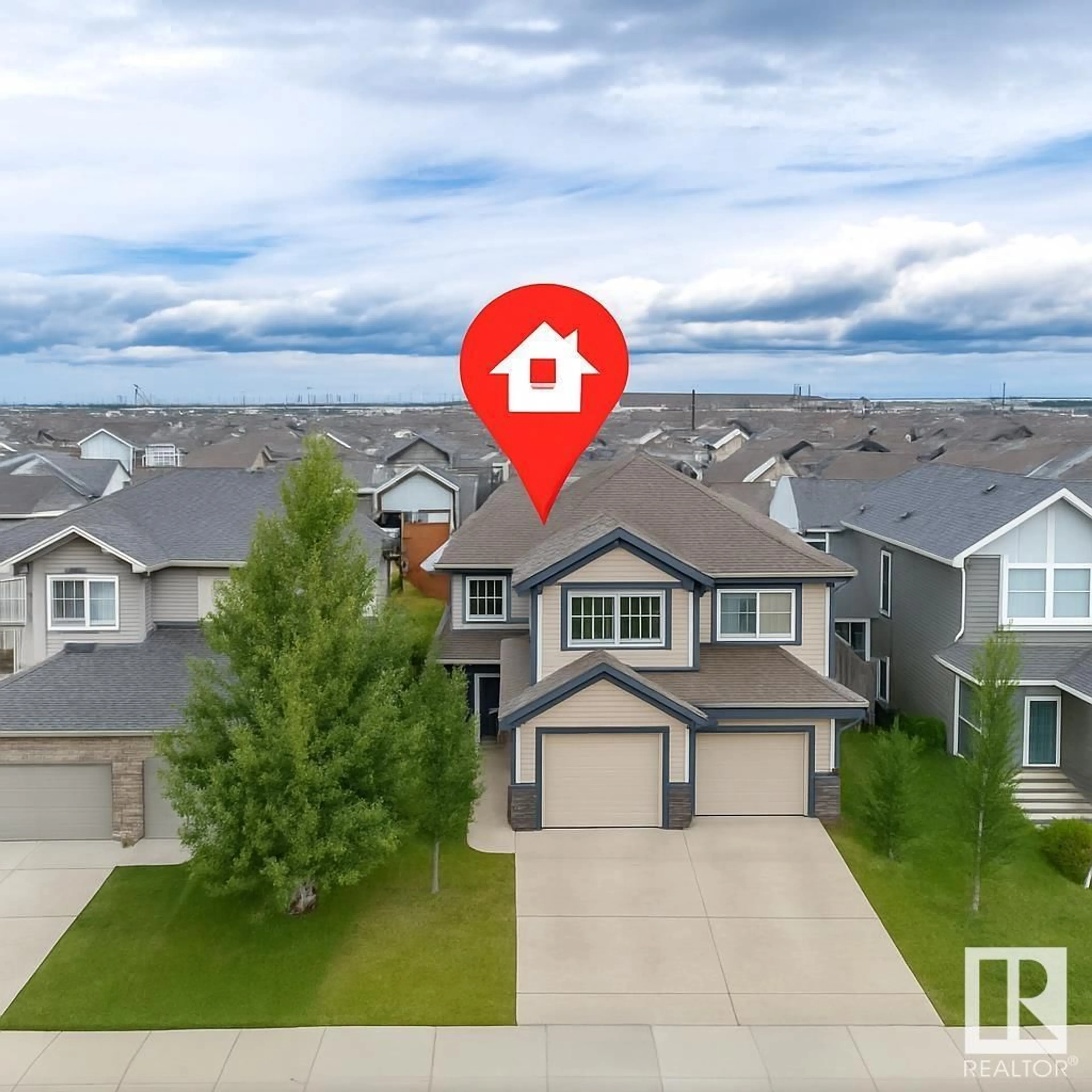 A pic from outside/outdoor area/front of a property/back of a property/a pic from drone, street for 5206 20 AV, Edmonton Alberta T6X1V6