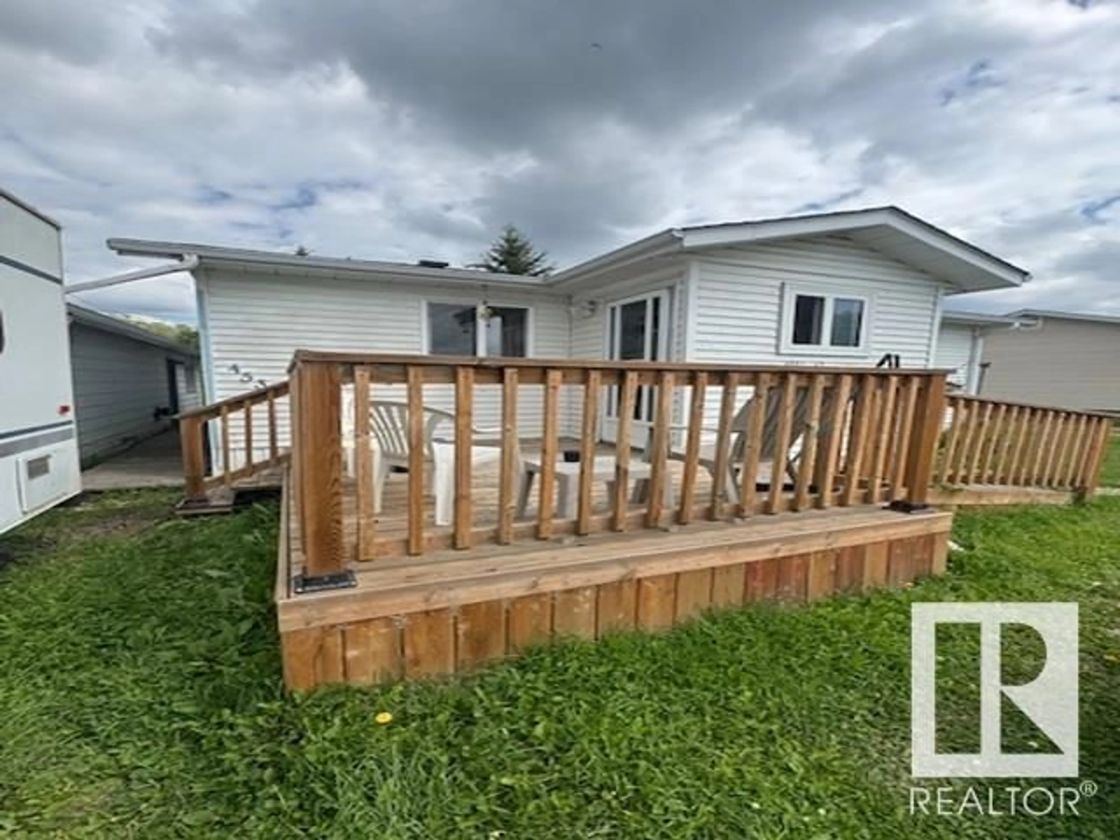 Unknown for 4531 47 ST, Rural Lac Ste. Anne County Alberta T0E0A0