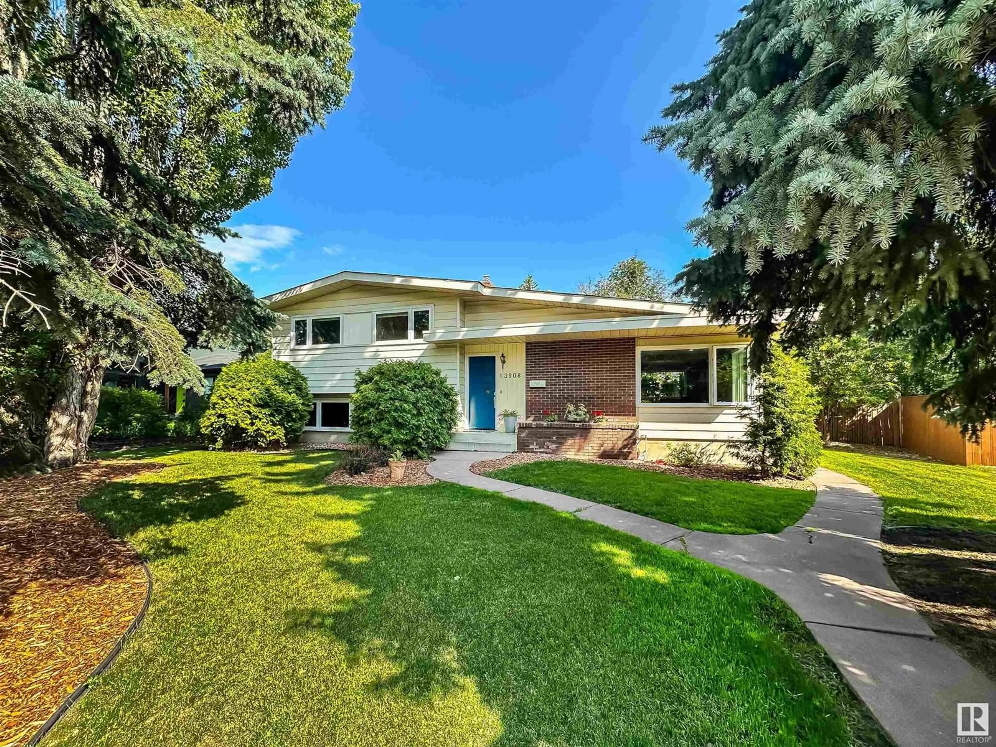 Unknown for NW - 13908 86 AV, Edmonton Alberta T5R4A9