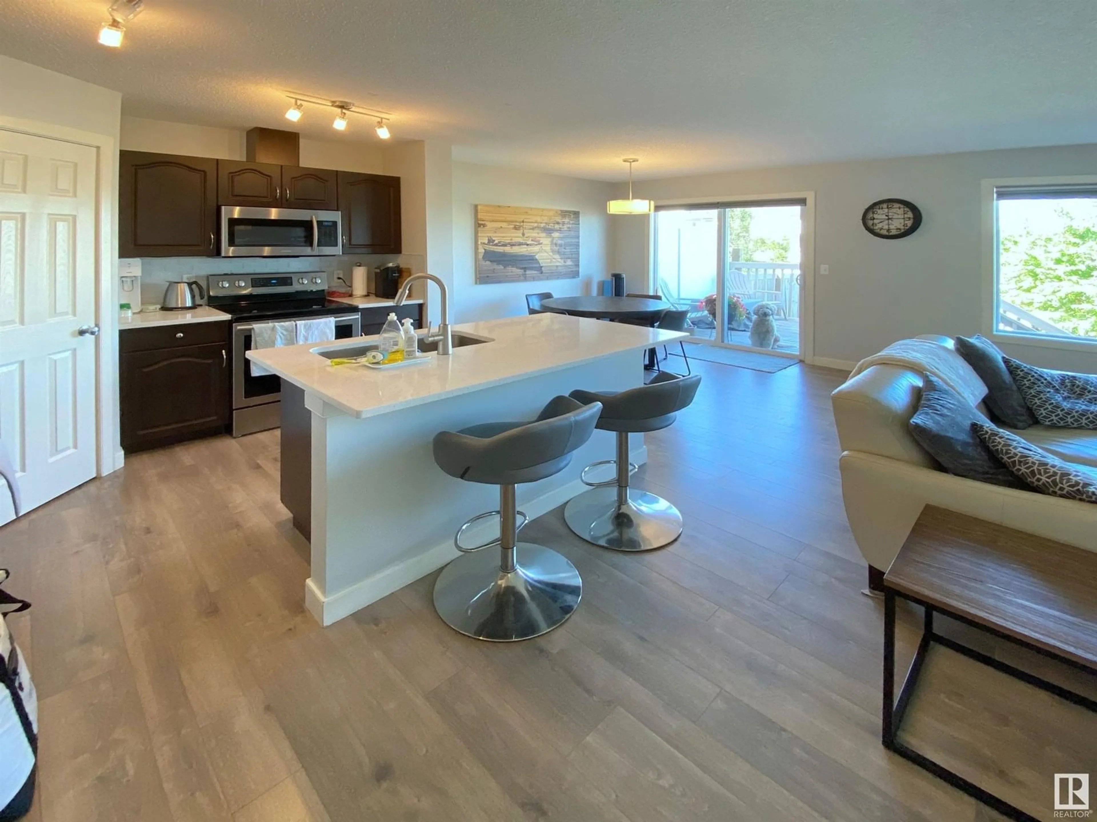 Open concept kitchen, unknown for 6019 SUNBROOK, Sherwood Park Alberta T8H0J5