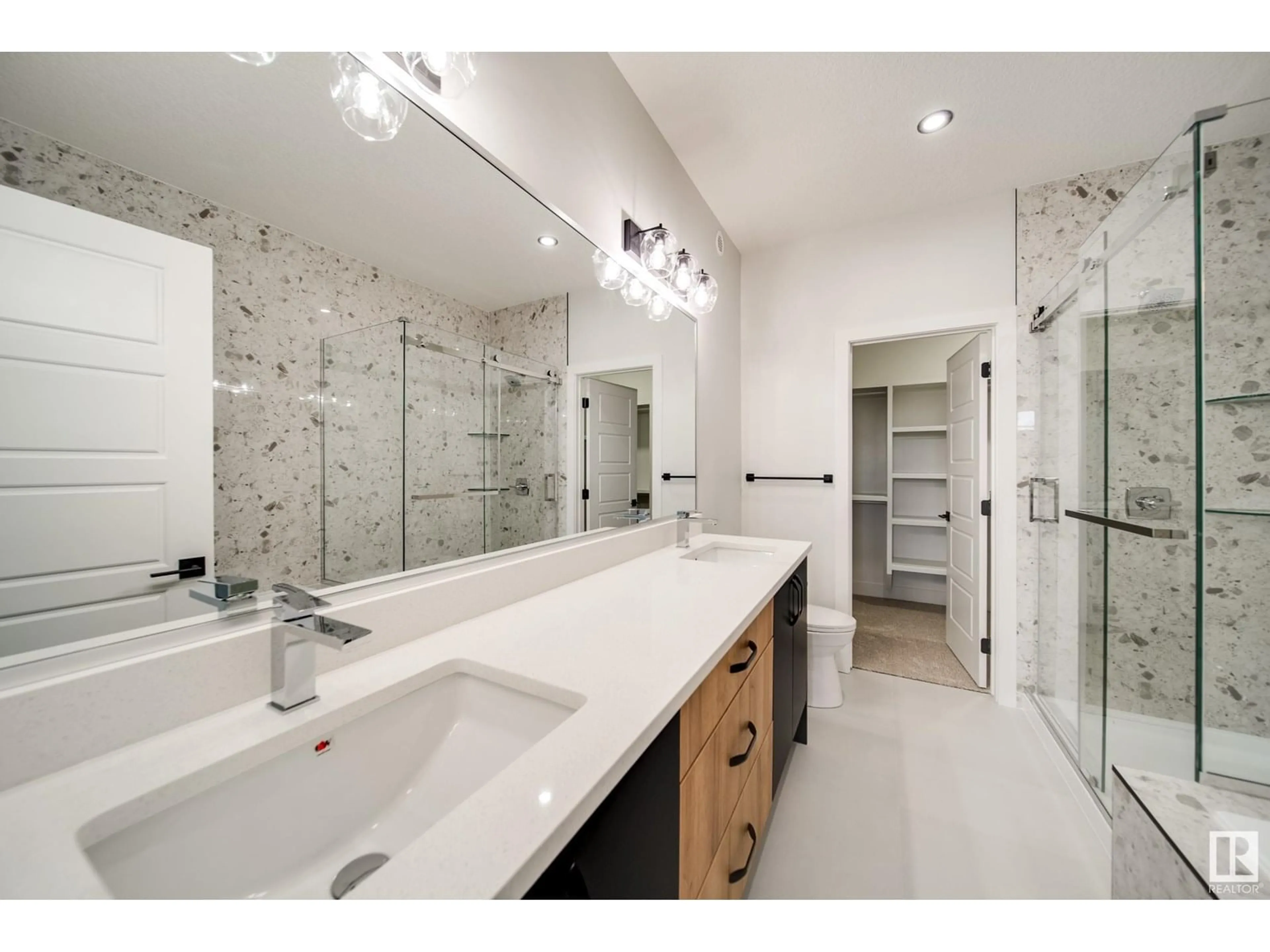 Contemporary bathroom, ceramic/tile floor for 8812 183 AV, Edmonton Alberta T5Z0S8