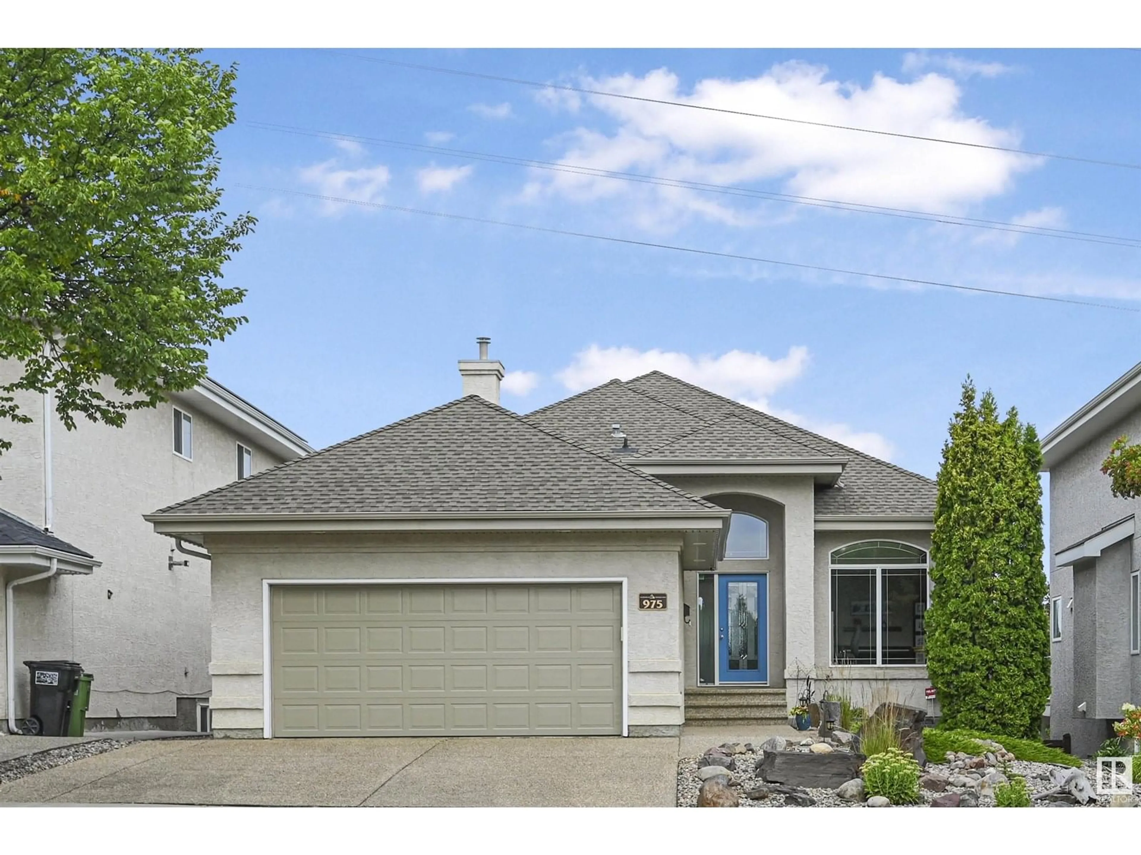 Home with vinyl exterior material, street for NW - 975 HOLLINGSWORTH BEND BN, Edmonton Alberta T6R3G7