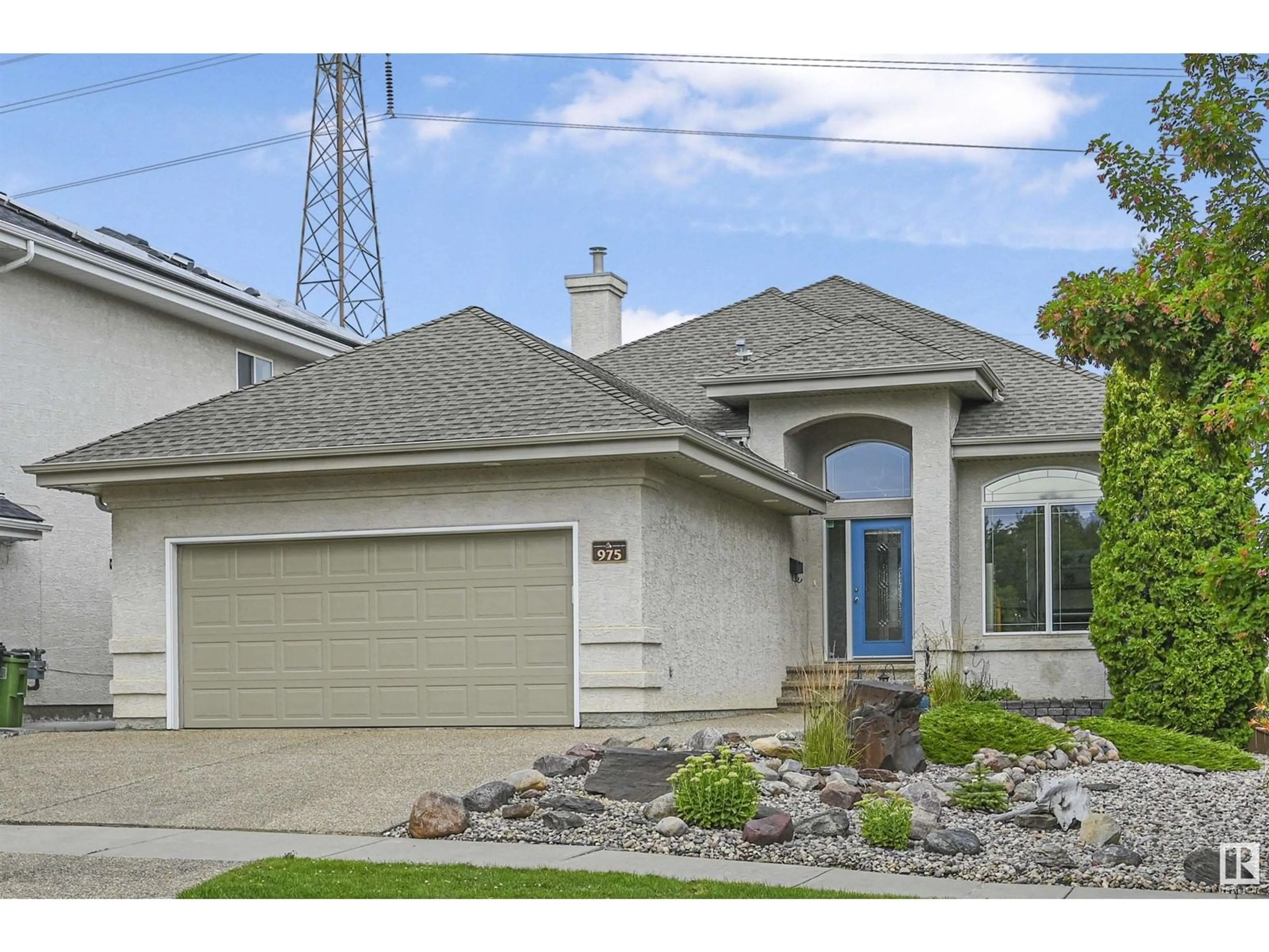 Home with vinyl exterior material, street for NW - 975 HOLLINGSWORTH BEND BN, Edmonton Alberta T6R3G7