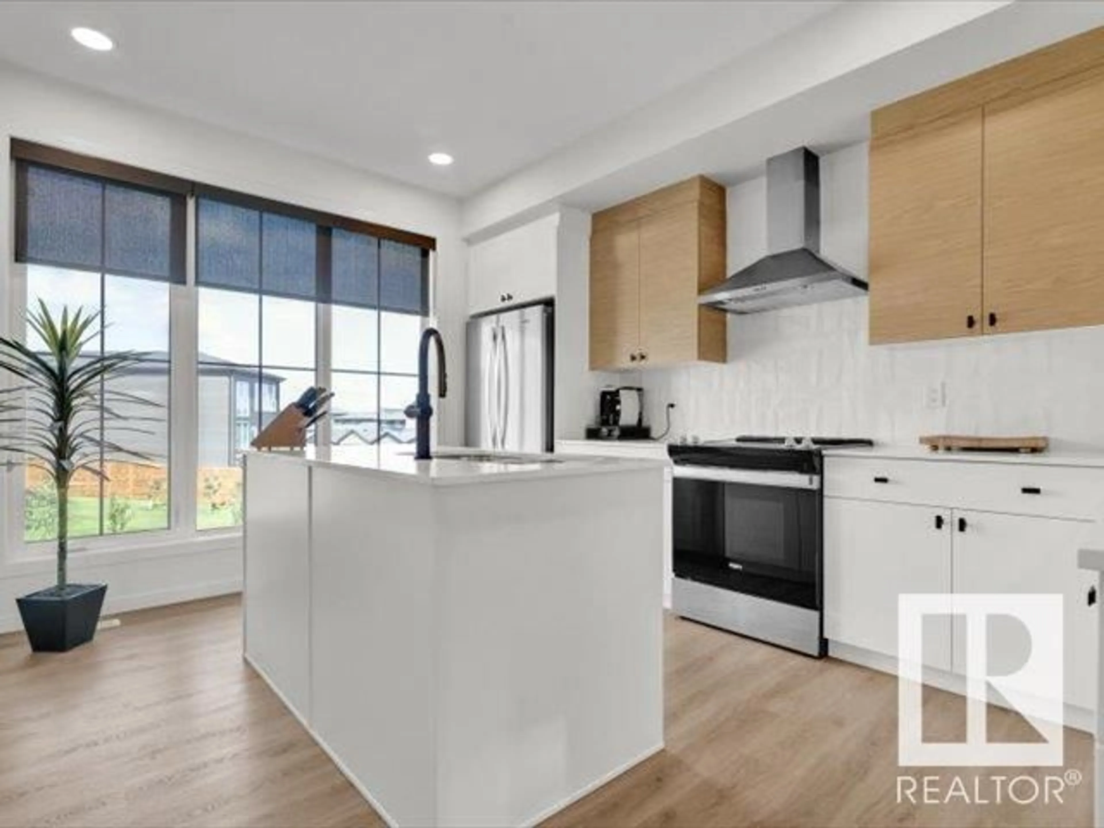 Open concept kitchen, unknown for SW - 439 39 ST, Edmonton Alberta T6X2X9