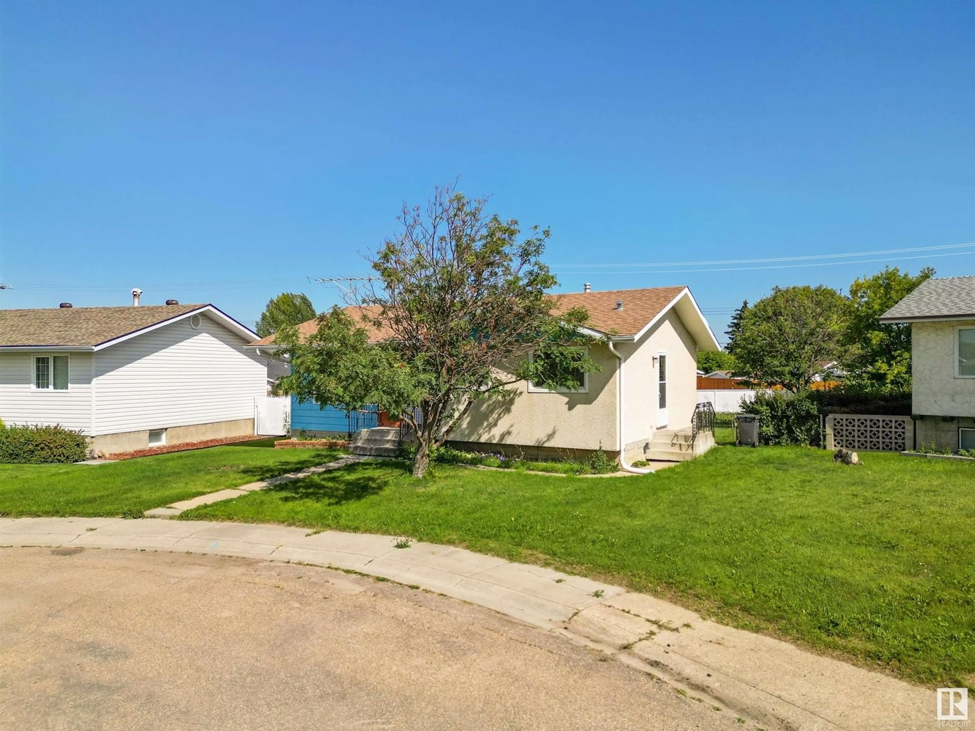 A pic from outside/outdoor area/front of a property/back of a property/a pic from drone, street for 5411 49B STREET, Drayton Valley Alberta T7A1A2