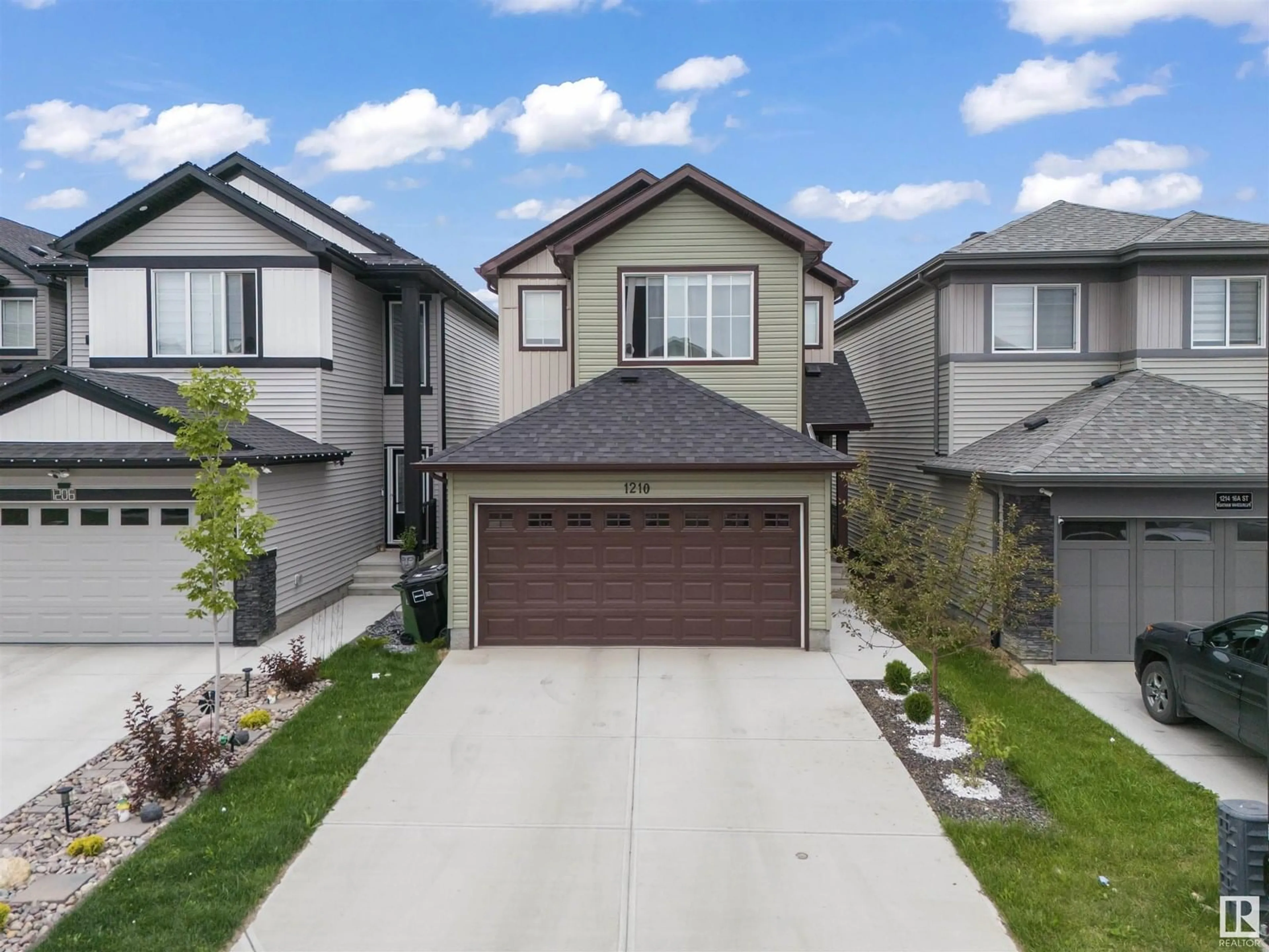 Unknown for NW - 1210 16A ST, Edmonton Alberta T6T2S5