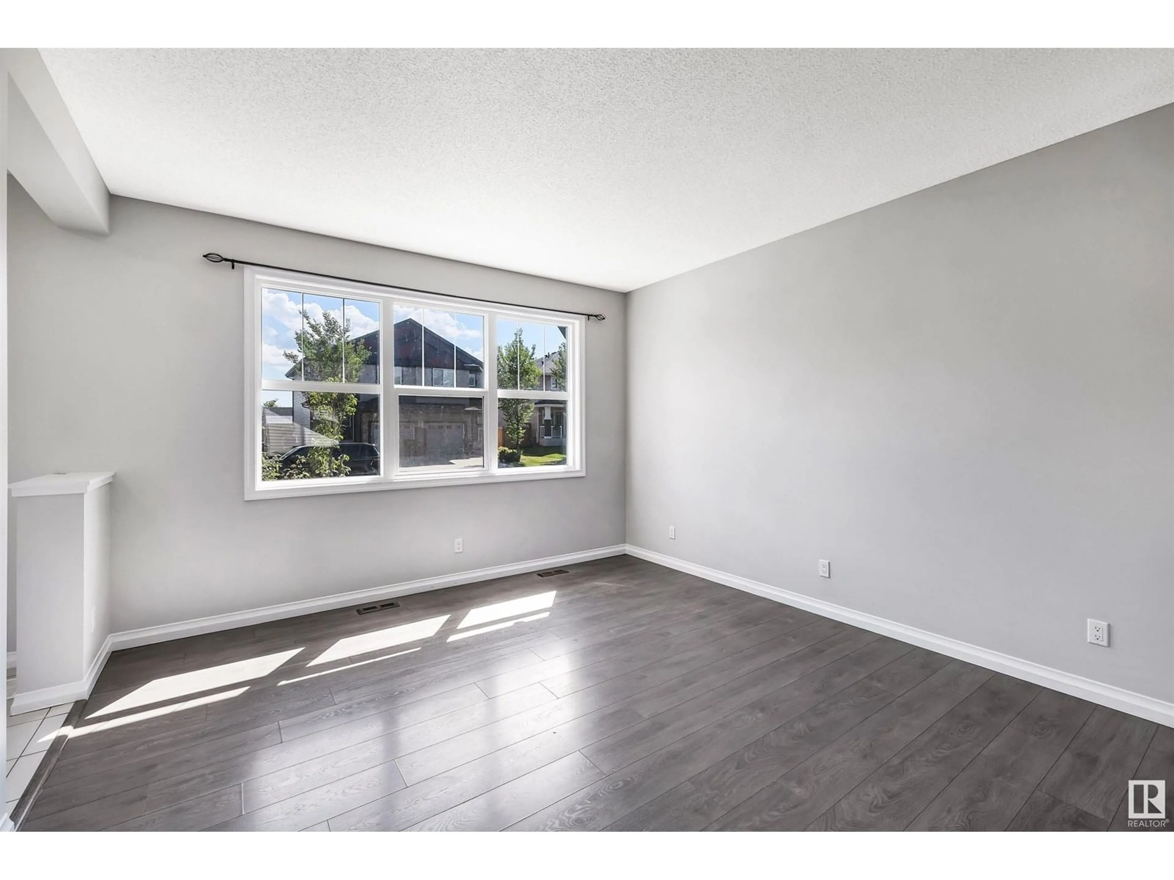 A pic of a room for SW SW - 5852 ANTHONY CR, Edmonton Alberta T6W3H5