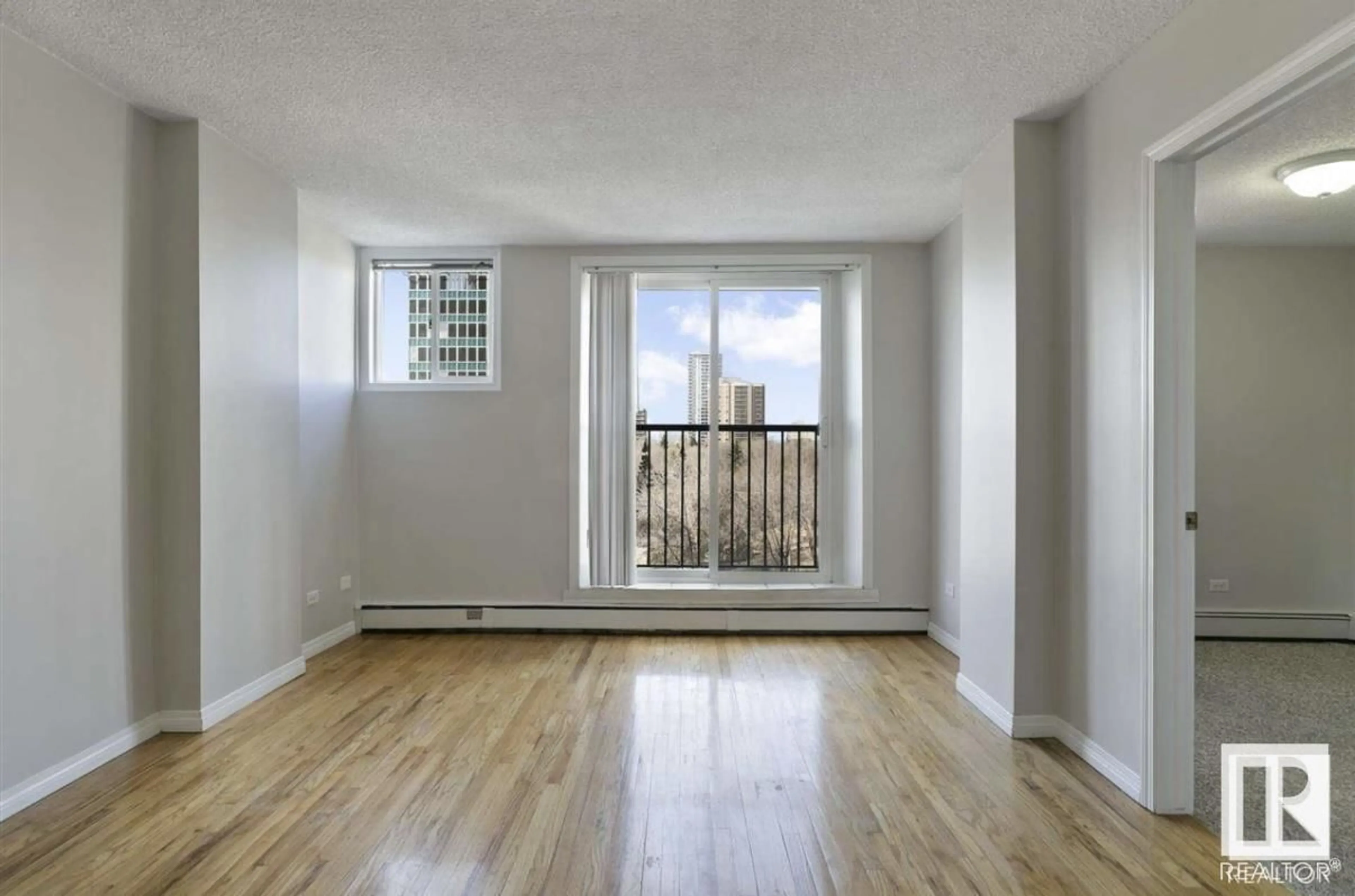 A pic of a room for #1002 - 9730 106 ST, Edmonton Alberta T5K1B7