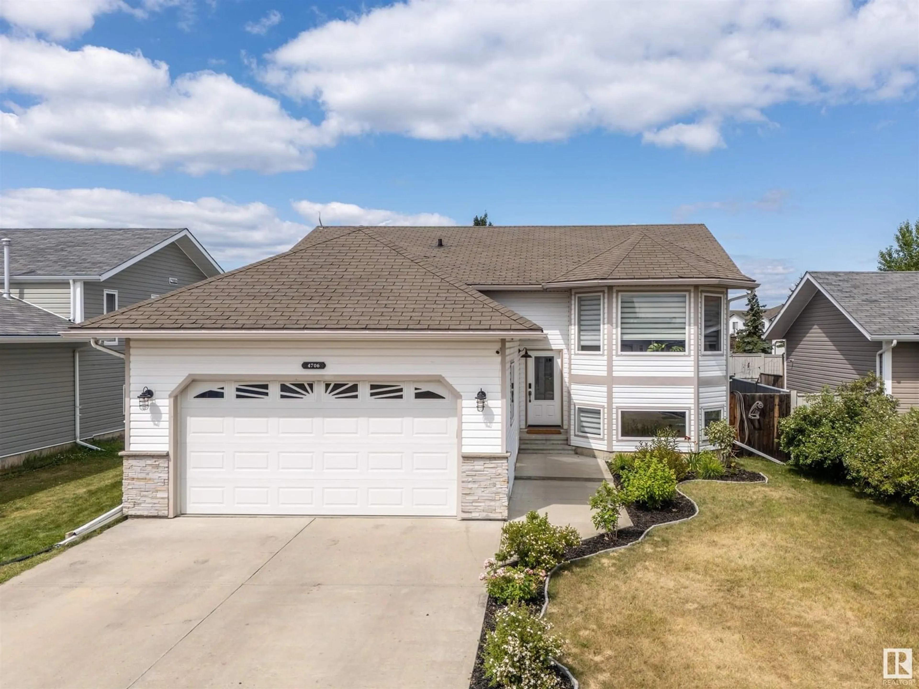 Home with vinyl exterior material, street for 4706 64 AVE, Cold Lake Alberta T9M2E5