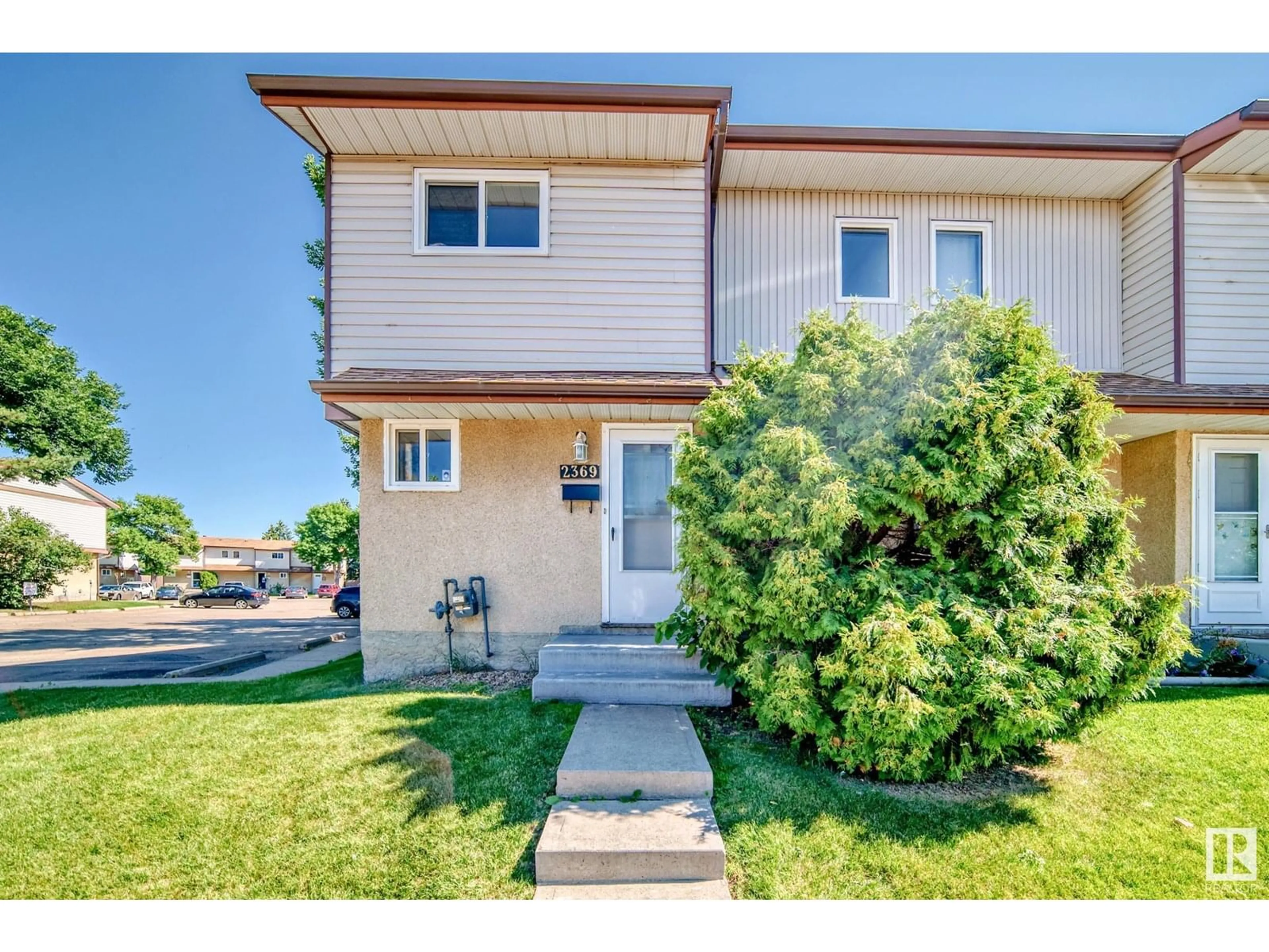 Unknown for 2369 139 AV, Edmonton Alberta T5Y1S1