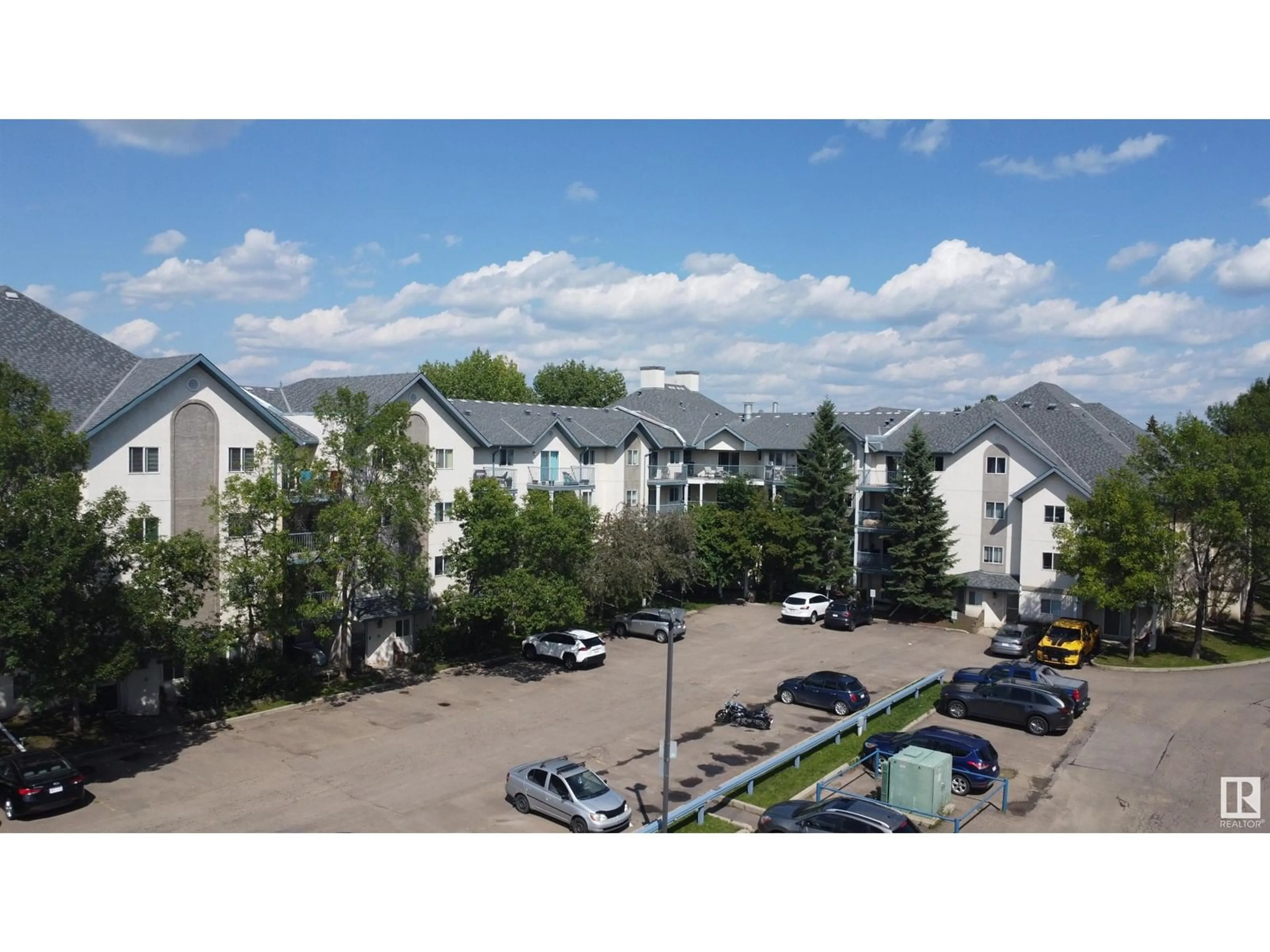 A pic from outside/outdoor area/front of a property/back of a property/a pic from drone, unknown for 422 - 2520 50 ST, Edmonton Alberta T6L7A8