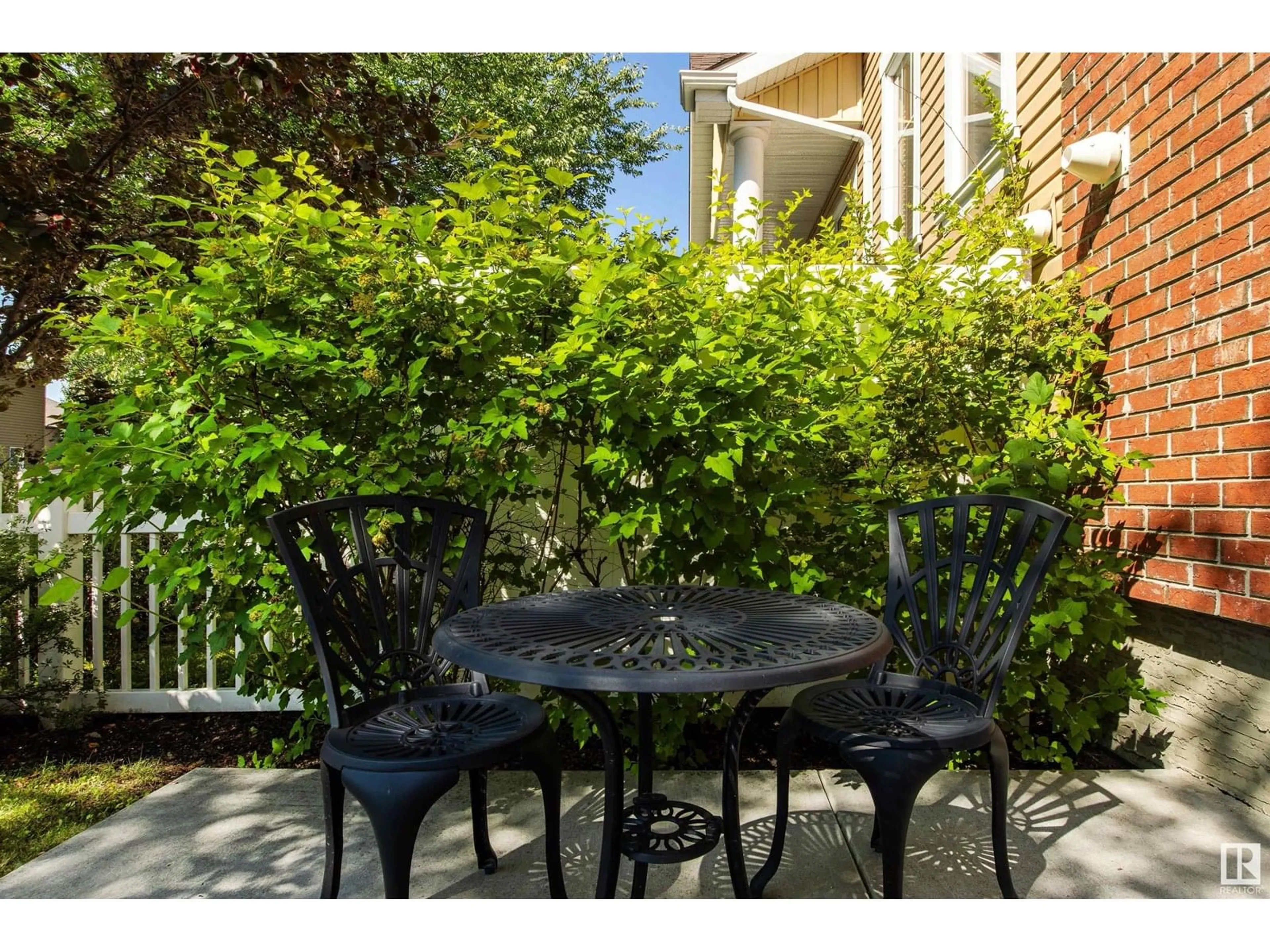 Patio, street for 4886 TERWILLEGAR CM, Edmonton Alberta T6R0S3
