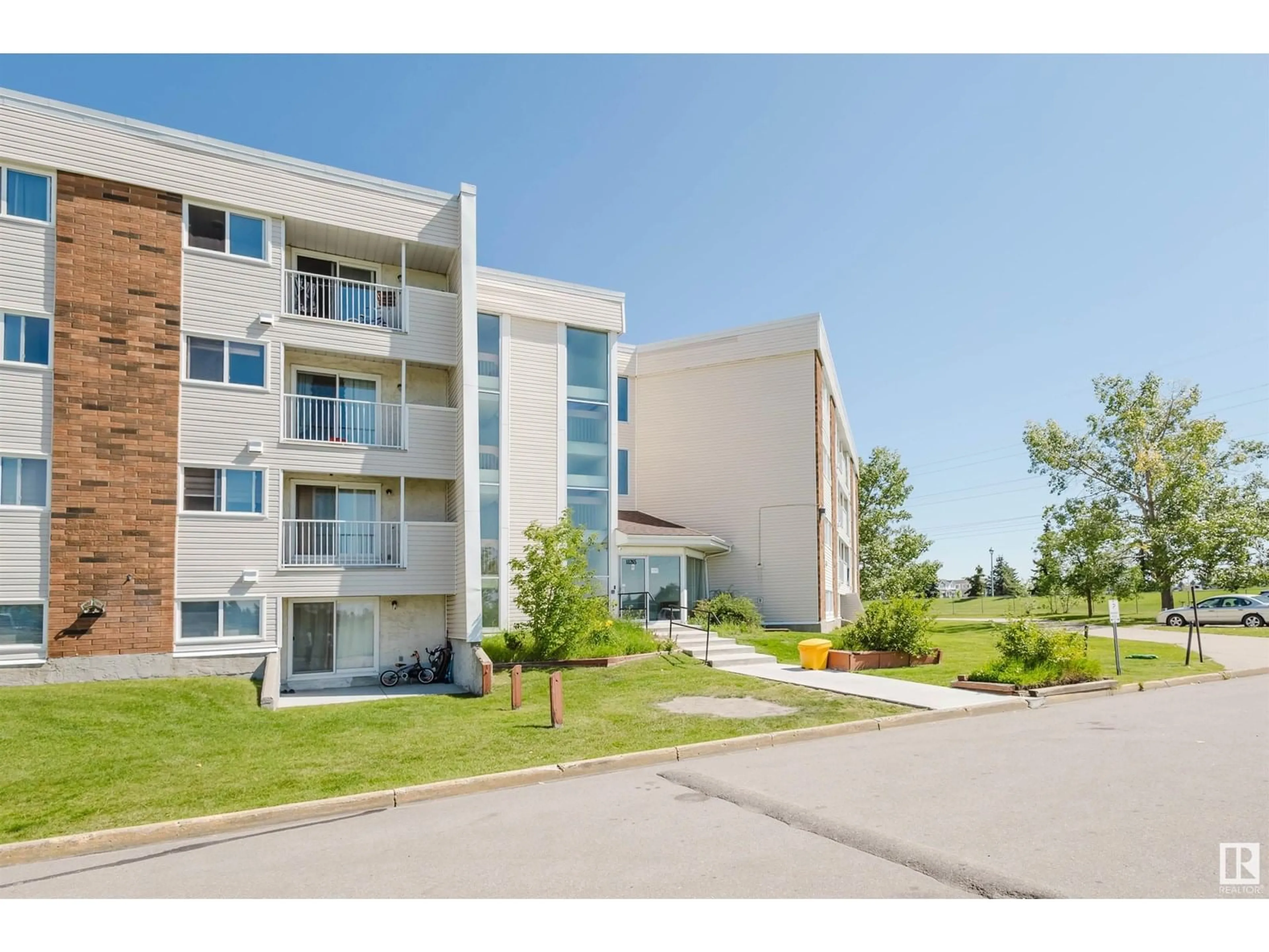 Unknown for 77 - 11265 31 AV, Edmonton Alberta T6J3V7