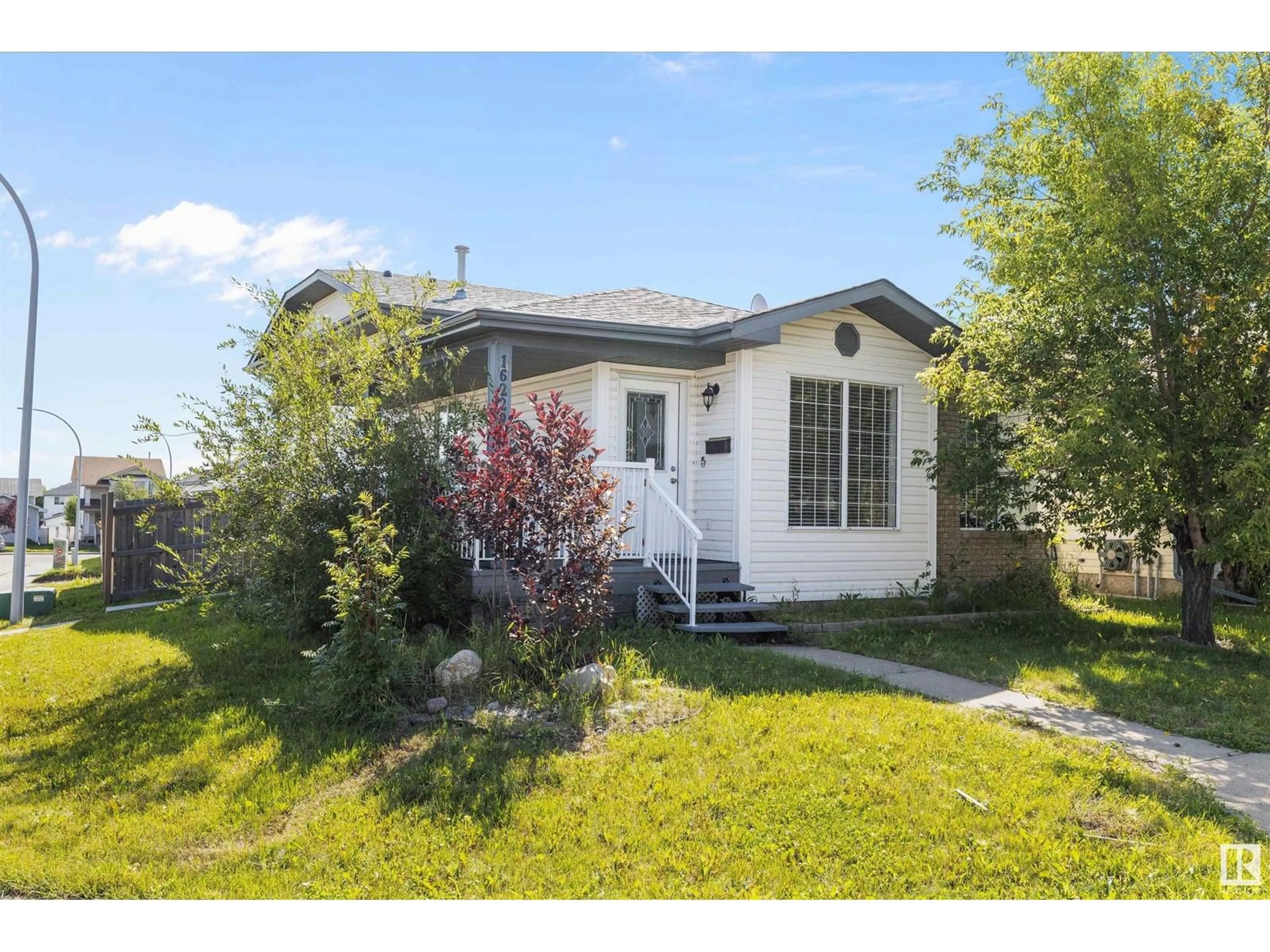 Unknown for 16229 57 ST, Edmonton Alberta T5Y2V2
