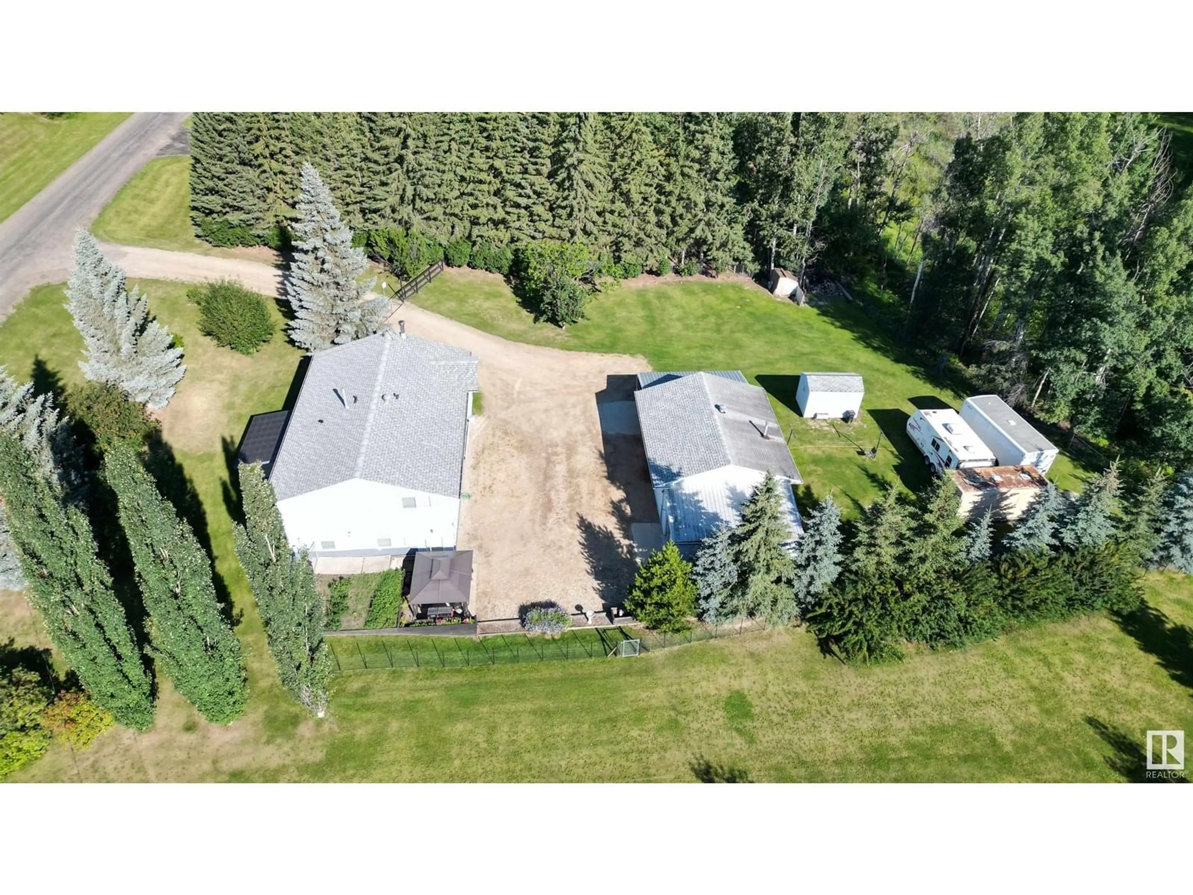 A pic from outside/outdoor area/front of a property/back of a property/a pic from drone, unknown for #4 - 2228 PARKLAND DR, Rural Parkland County Alberta T7Y2L2