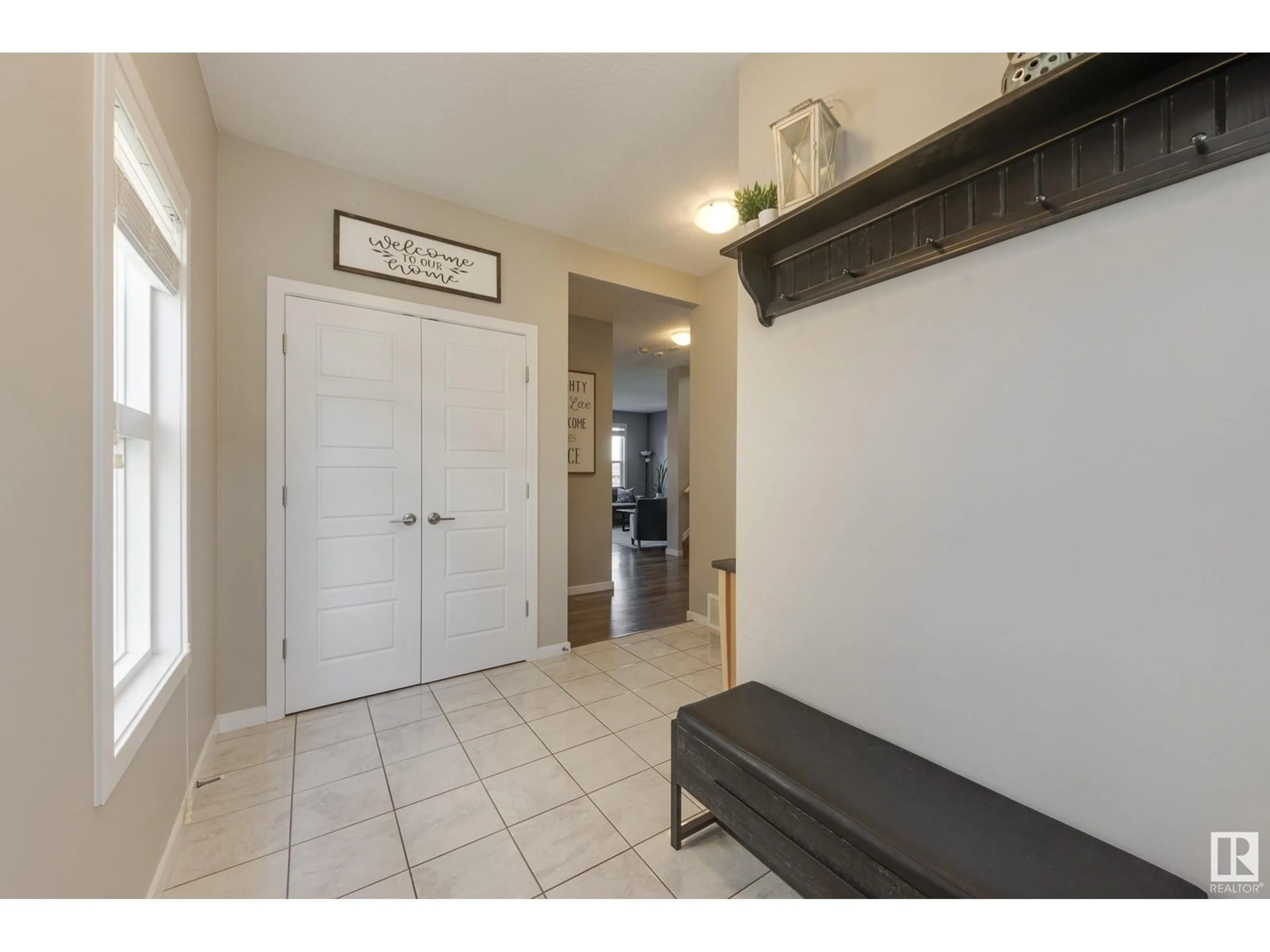 Indoor entryway for NW - 9439 229 ST, Edmonton Alberta T5T7B3