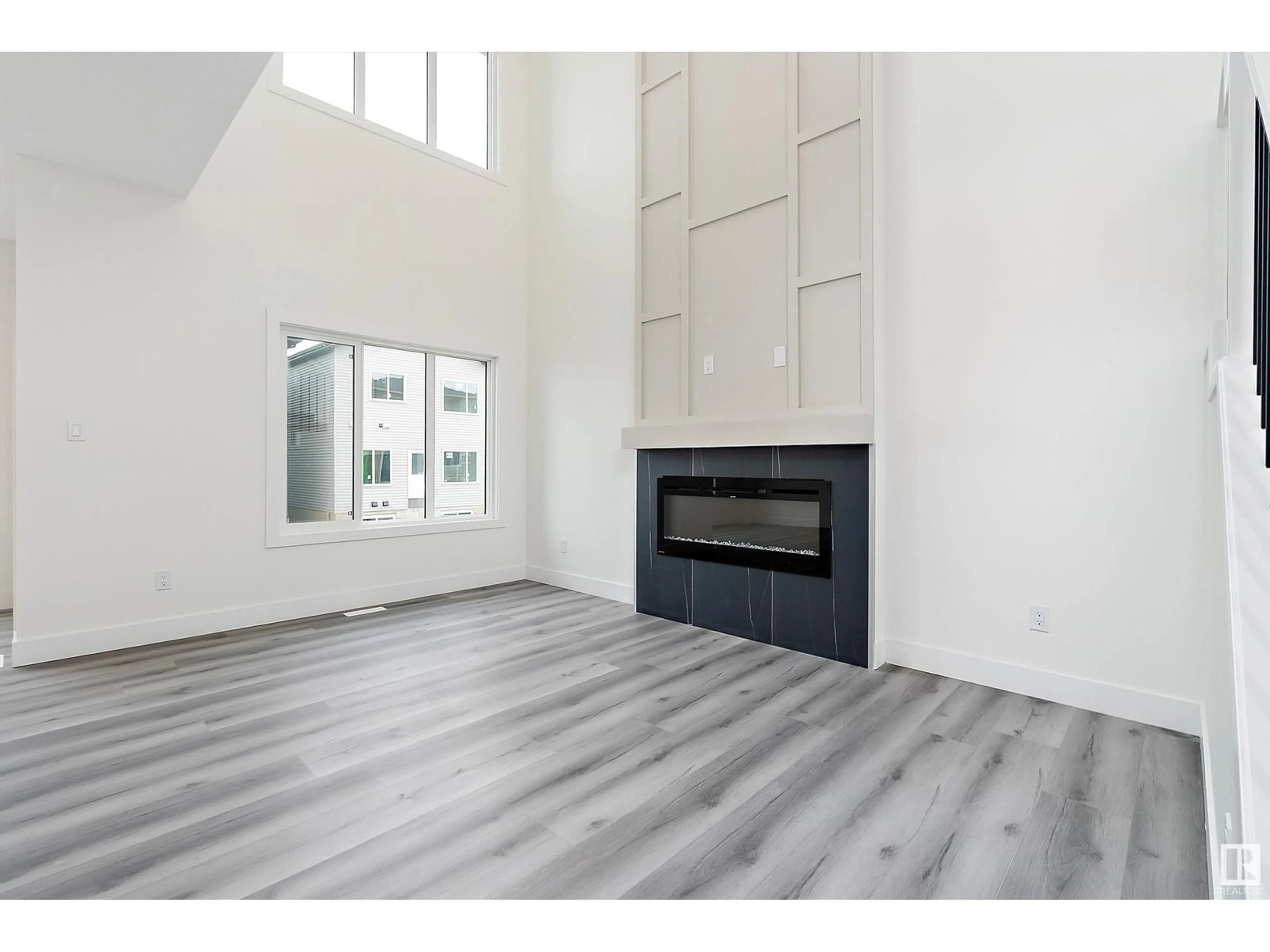 A pic of a room for NW - 2407 205 ST, Edmonton Alberta T6M1N6