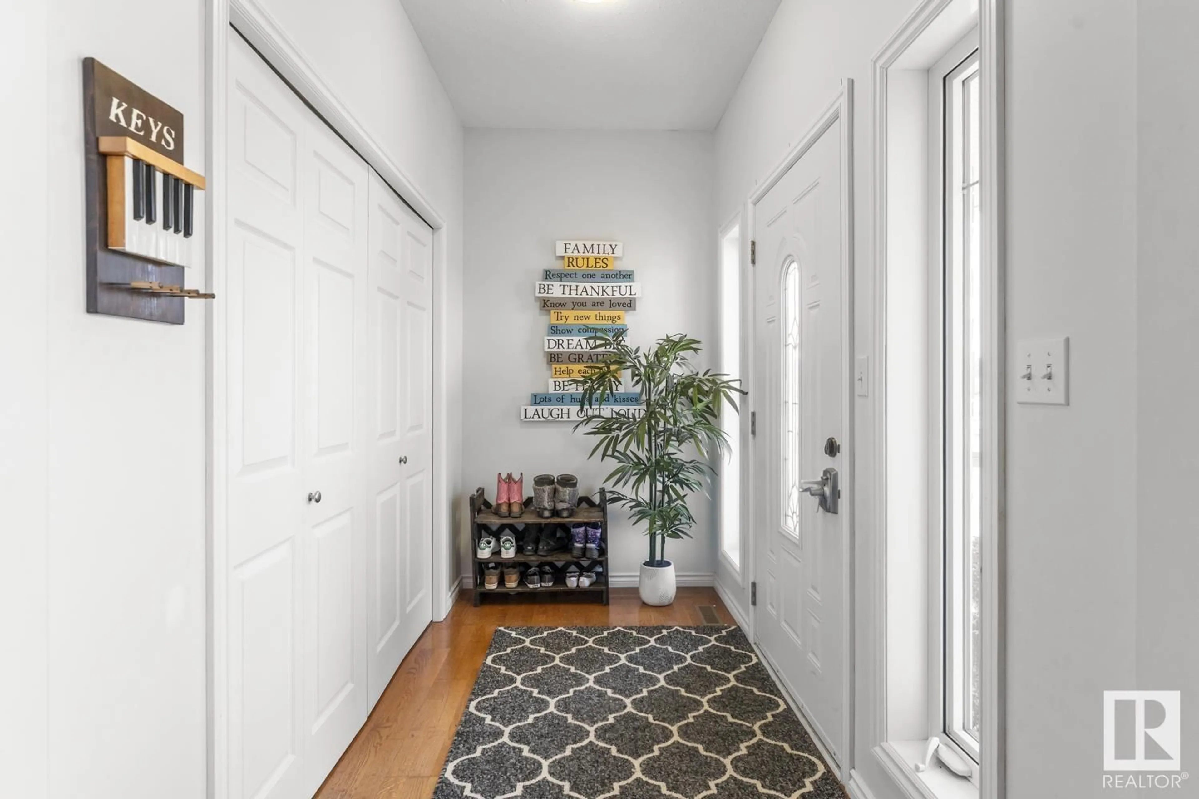 Indoor entryway for 2905 DRAKE DRIVE, Cold Lake Alberta T9M1N9