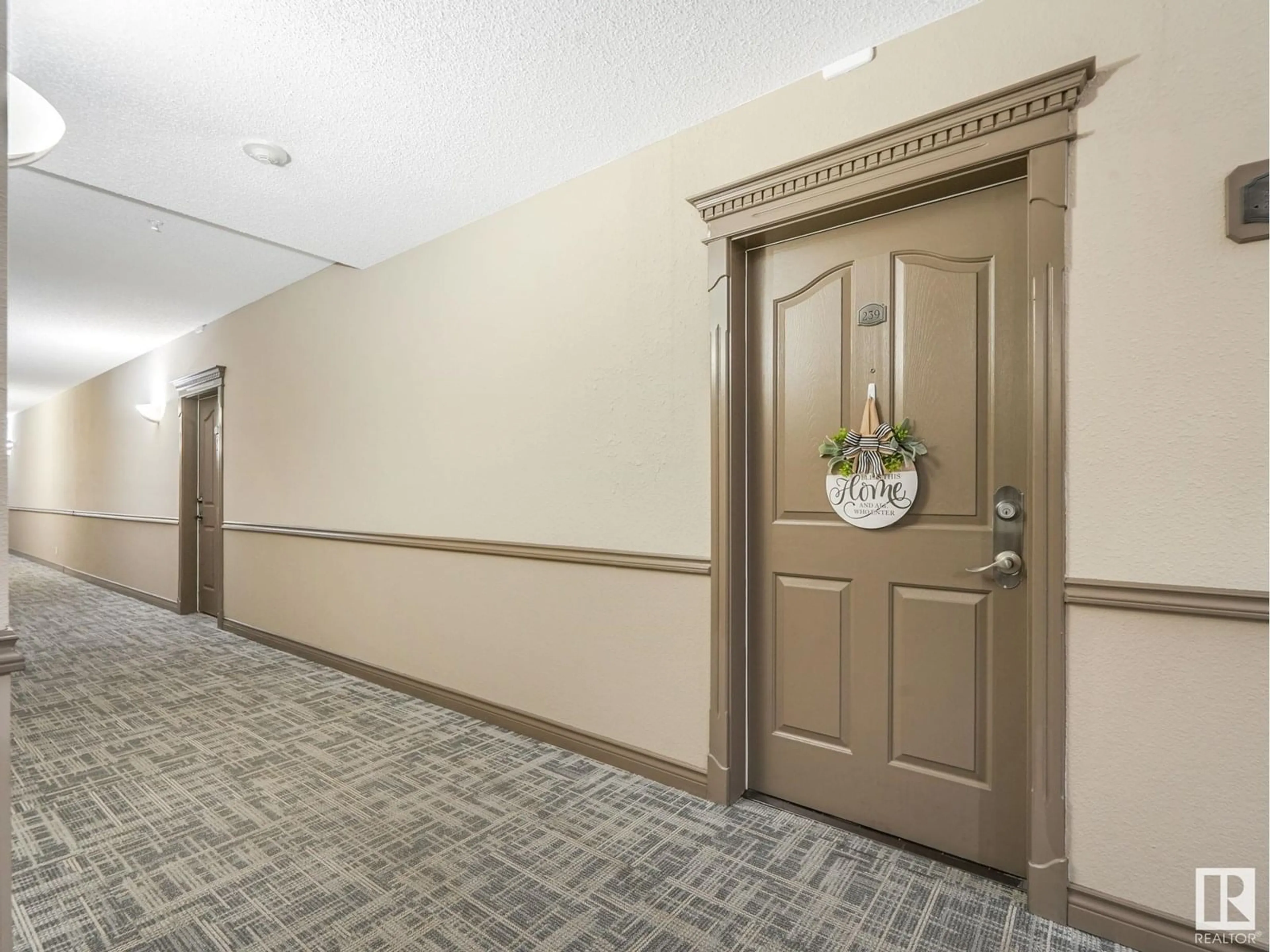 Indoor foyer for 279 - 239 SUDER GREENS DR, Edmonton Alberta T5T6X6