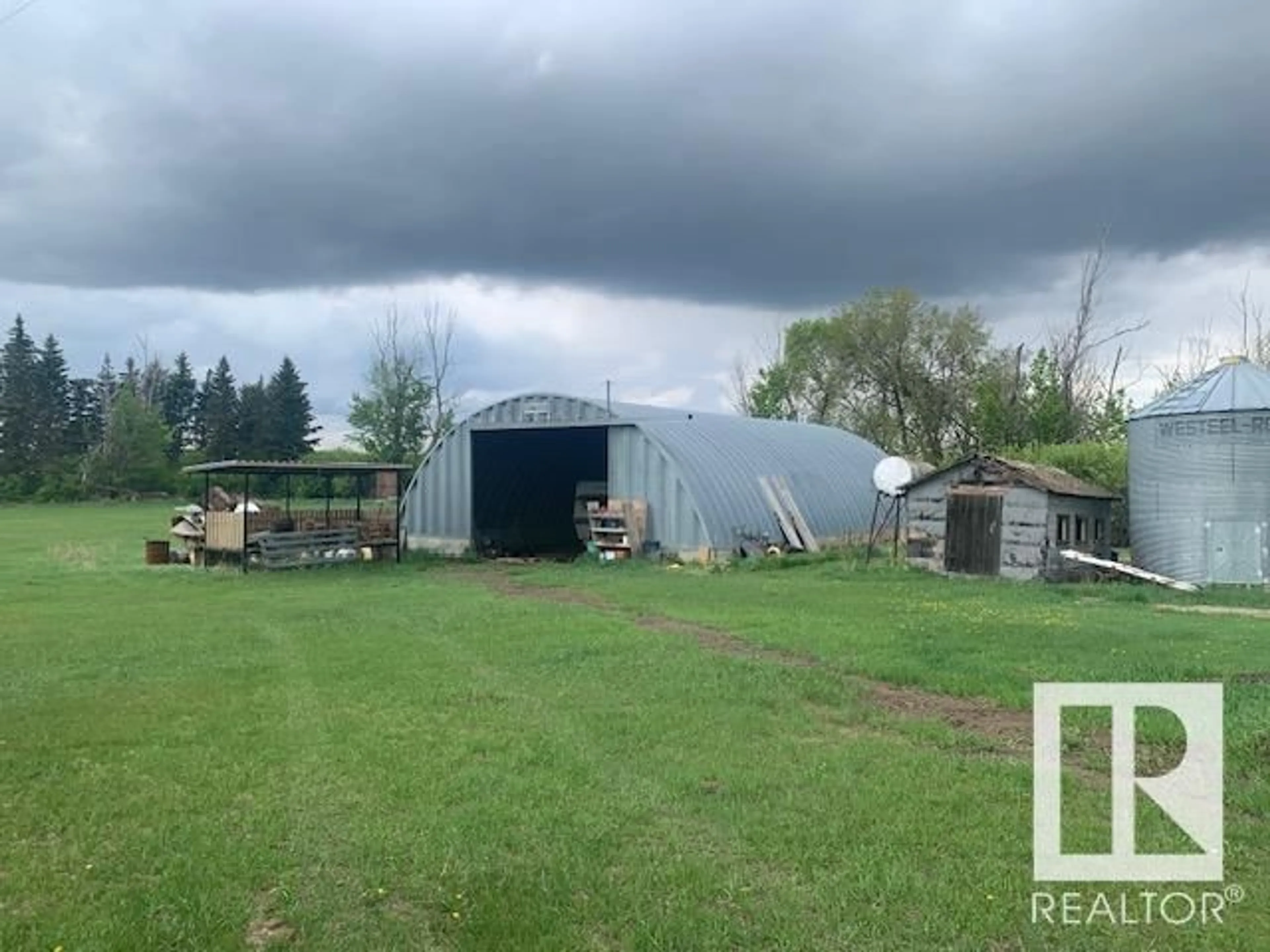 Shed for 571037 RANGE ROAD 170, Rural Lamont County Alberta T0B0C0