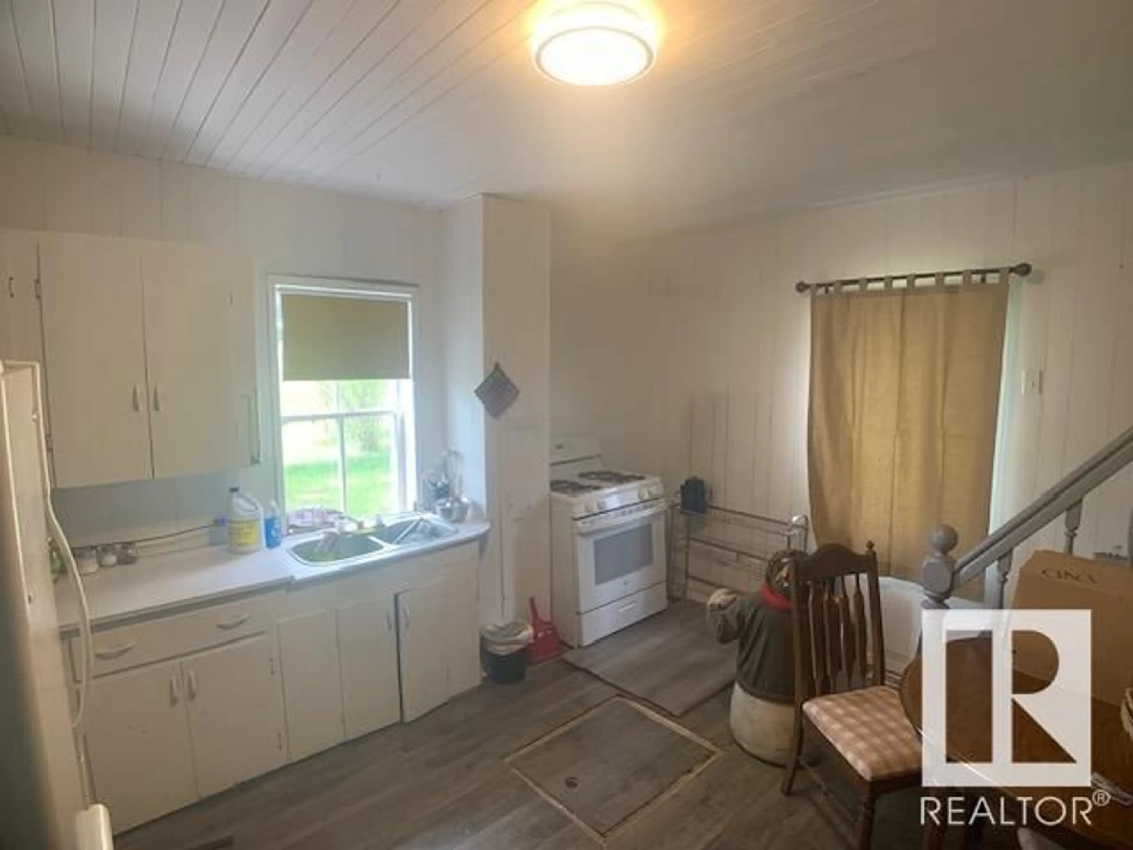 A pic of a room for 571037 RANGE ROAD 170, Rural Lamont County Alberta T0B0C0