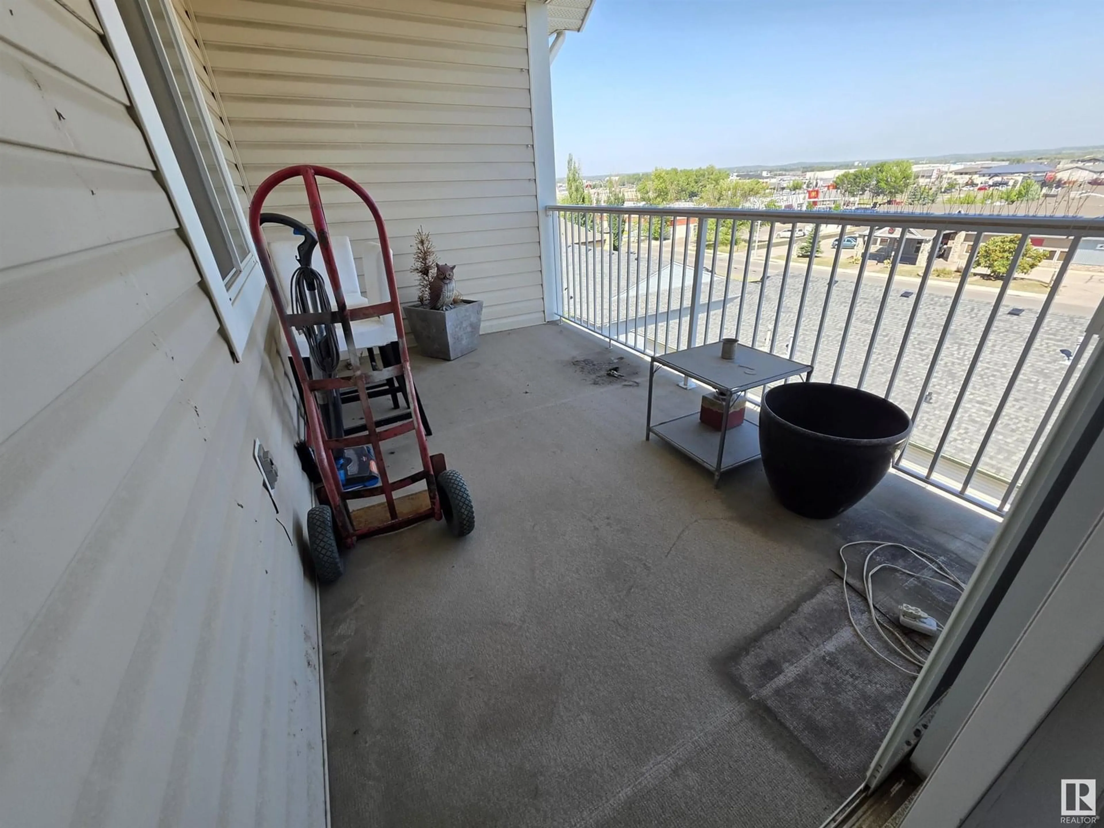 Patio, unknown for #403 - 4310 33 ST, Stony Plain Alberta T7Z0A8