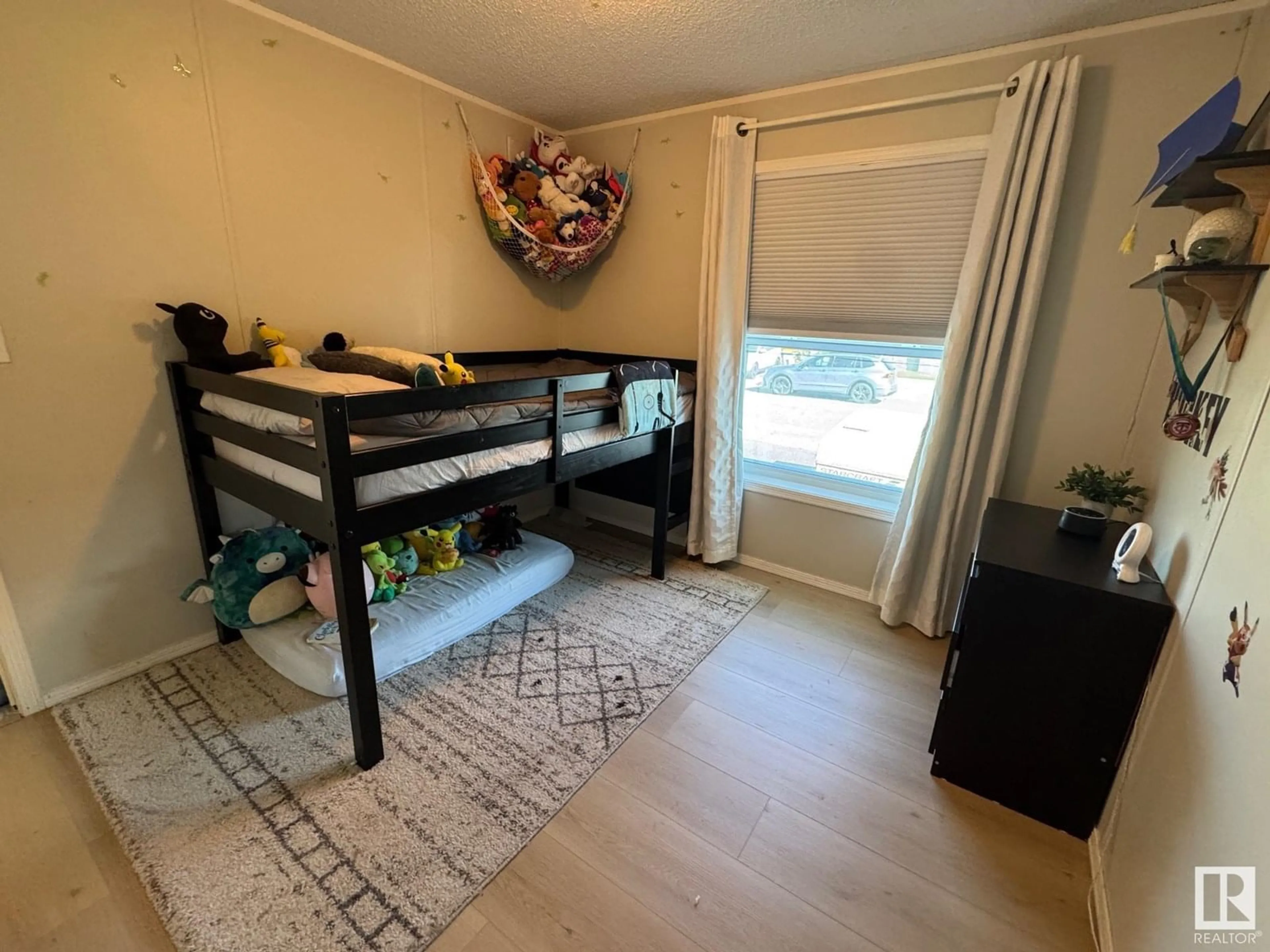 A pic of a room for 44 JUTLAND CR, Stony Plain Alberta T7Z0A3