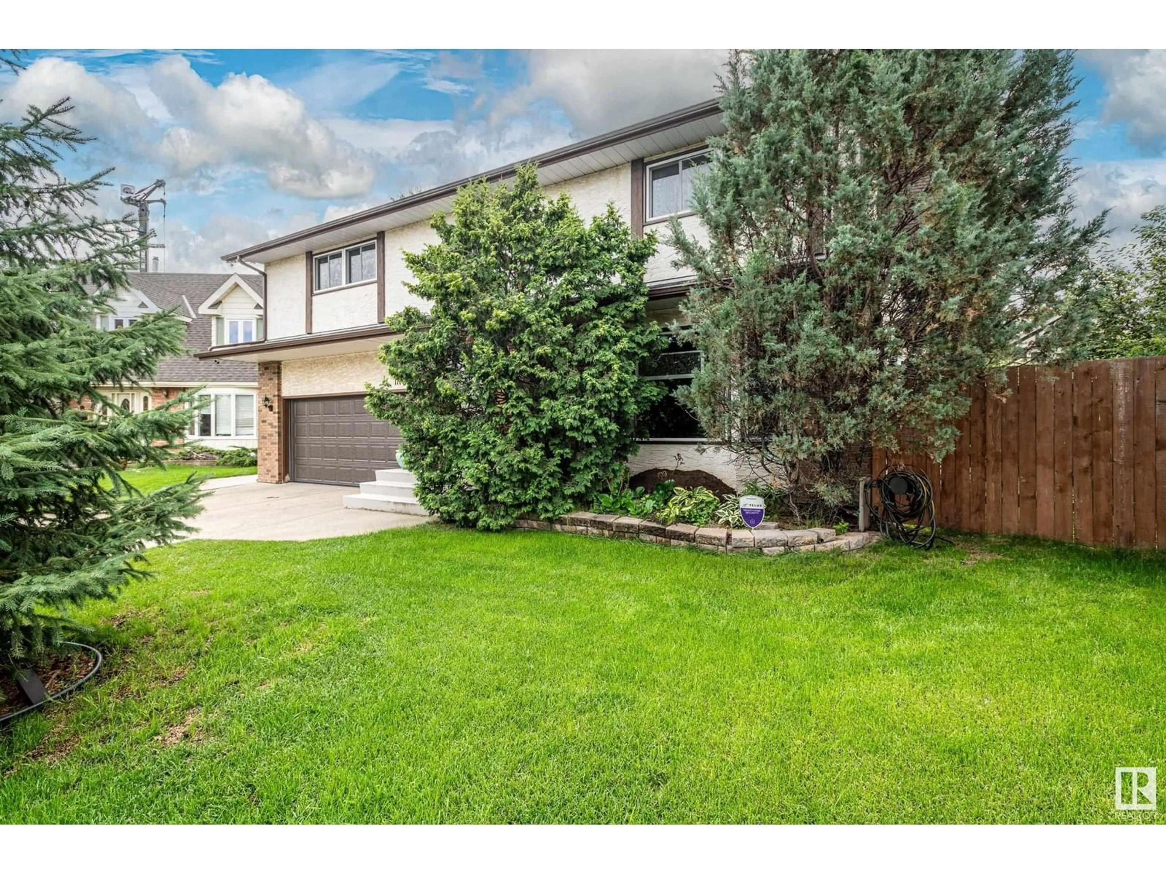 A pic from outside/outdoor area/front of a property/back of a property/a pic from drone, street for 11103 21 AV, Edmonton Alberta T6J5C7