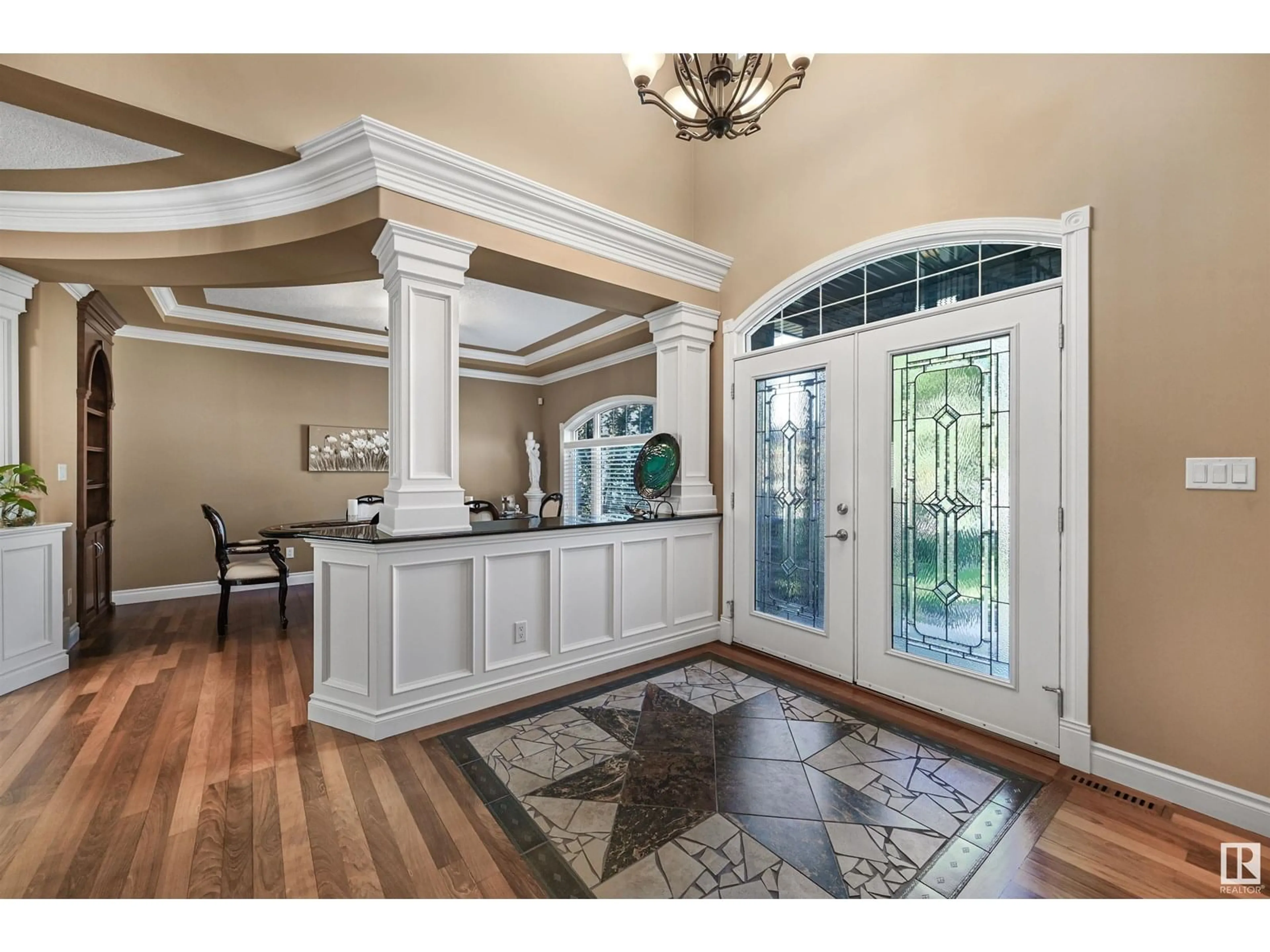 Indoor entryway for 2911 TREDGER GR, Edmonton Alberta T6R3R7