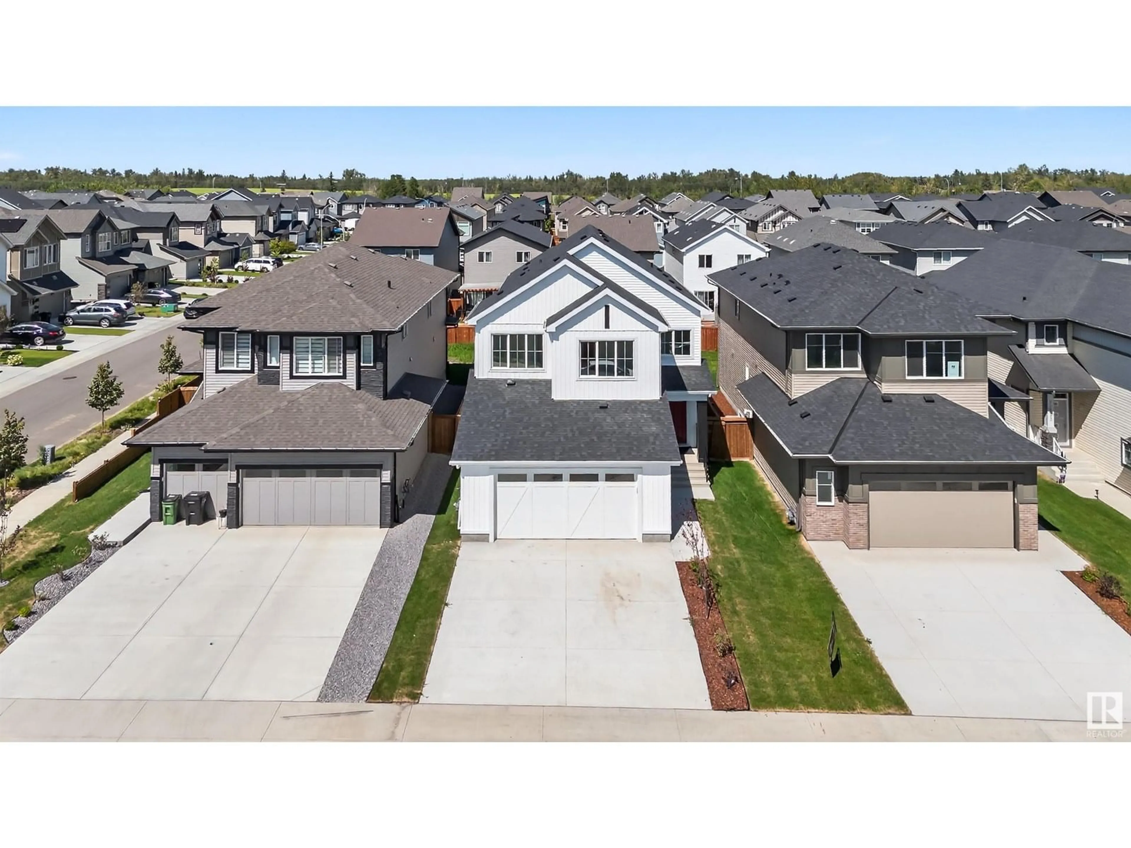 A pic from outside/outdoor area/front of a property/back of a property/a pic from drone, street for 22530 98A AV, Edmonton Alberta T5T7R7