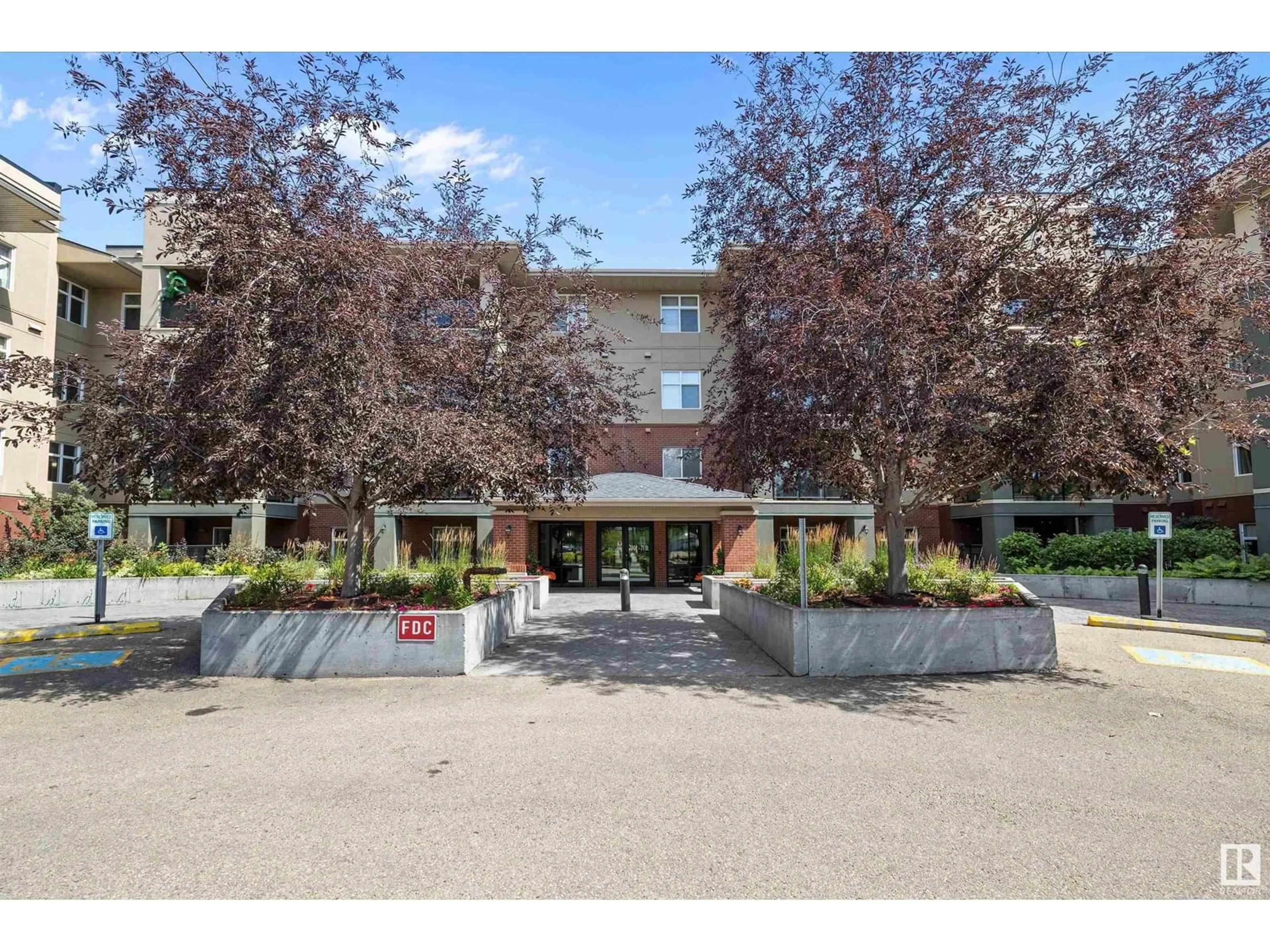 Unknown for #122 - 7909 71 ST, Edmonton Alberta T6B3P5
