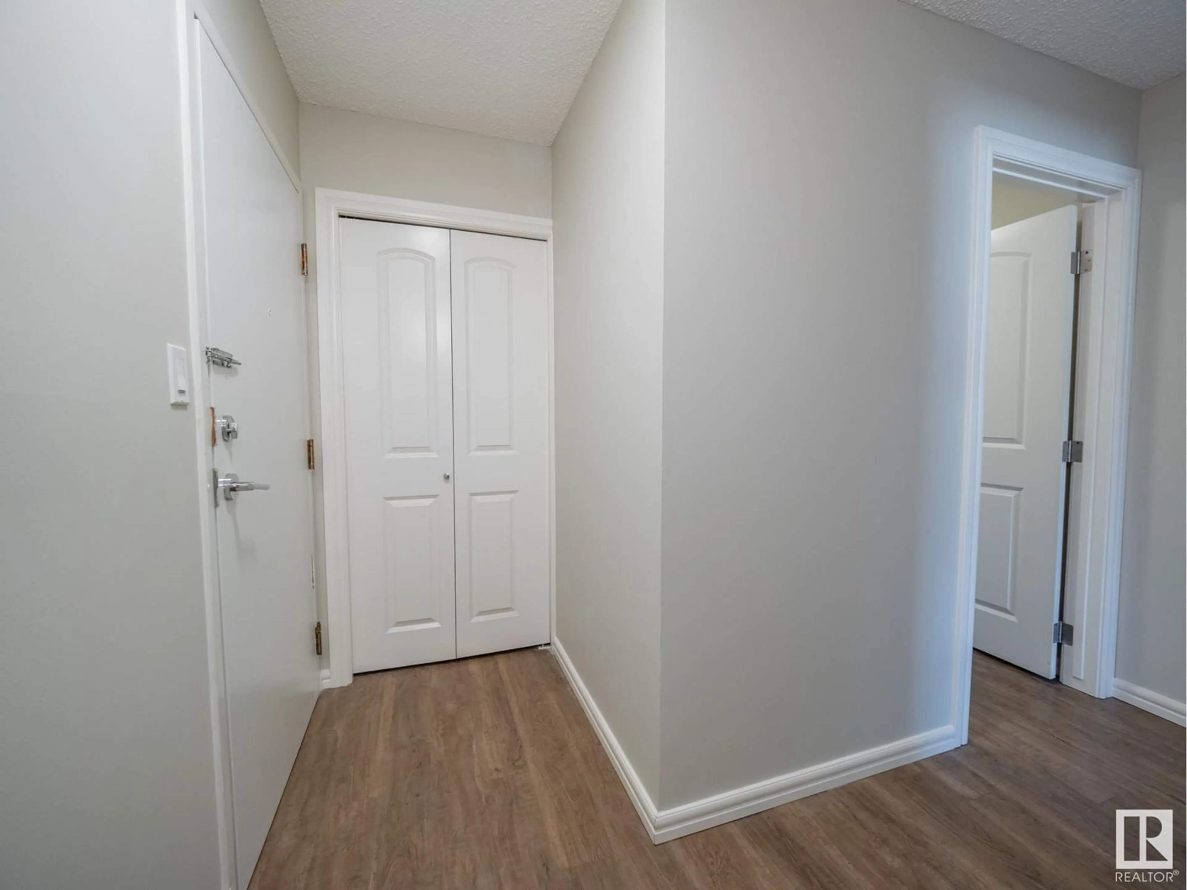 Unknown for #201 - 11330 108 AV, Edmonton Alberta T5H1B6