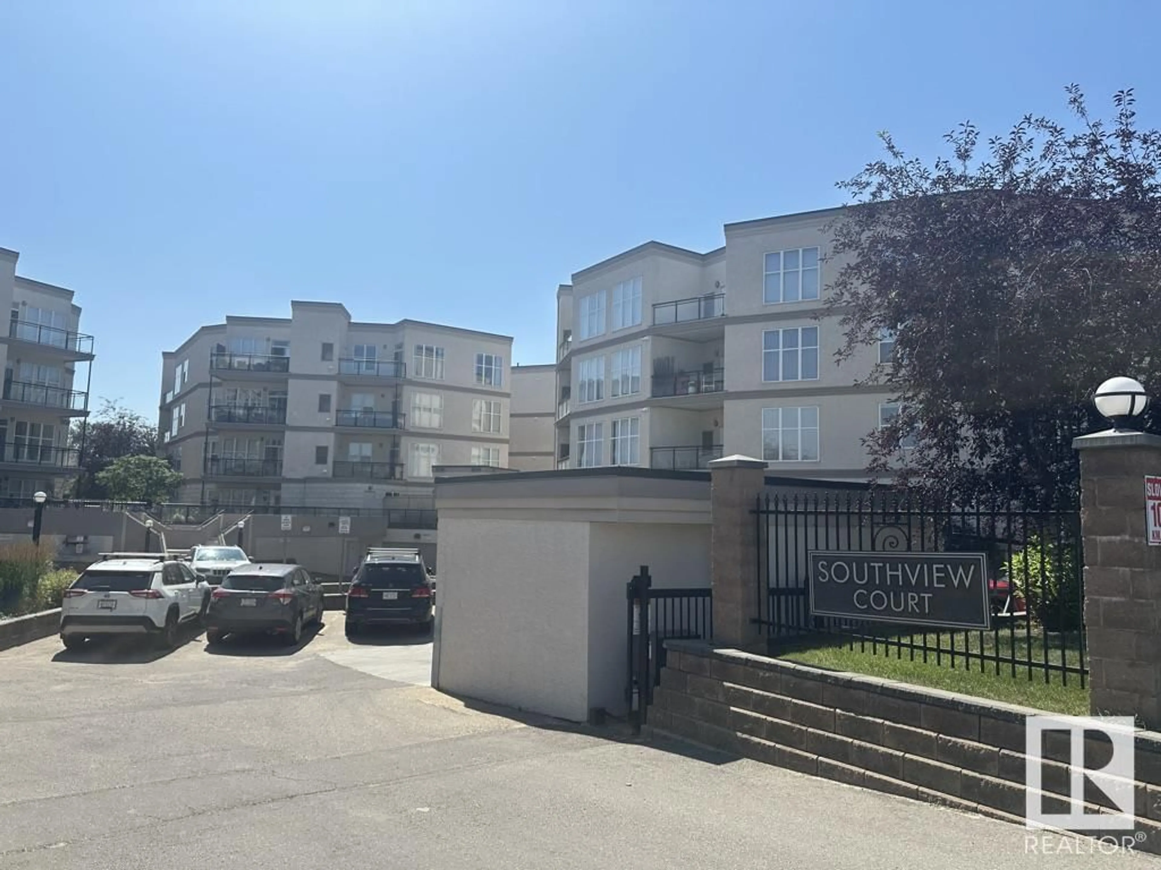 A pic from outside/outdoor area/front of a property/back of a property/a pic from drone, unknown for 271 - 4823 104A STREET, Edmonton Alberta T6H0R5