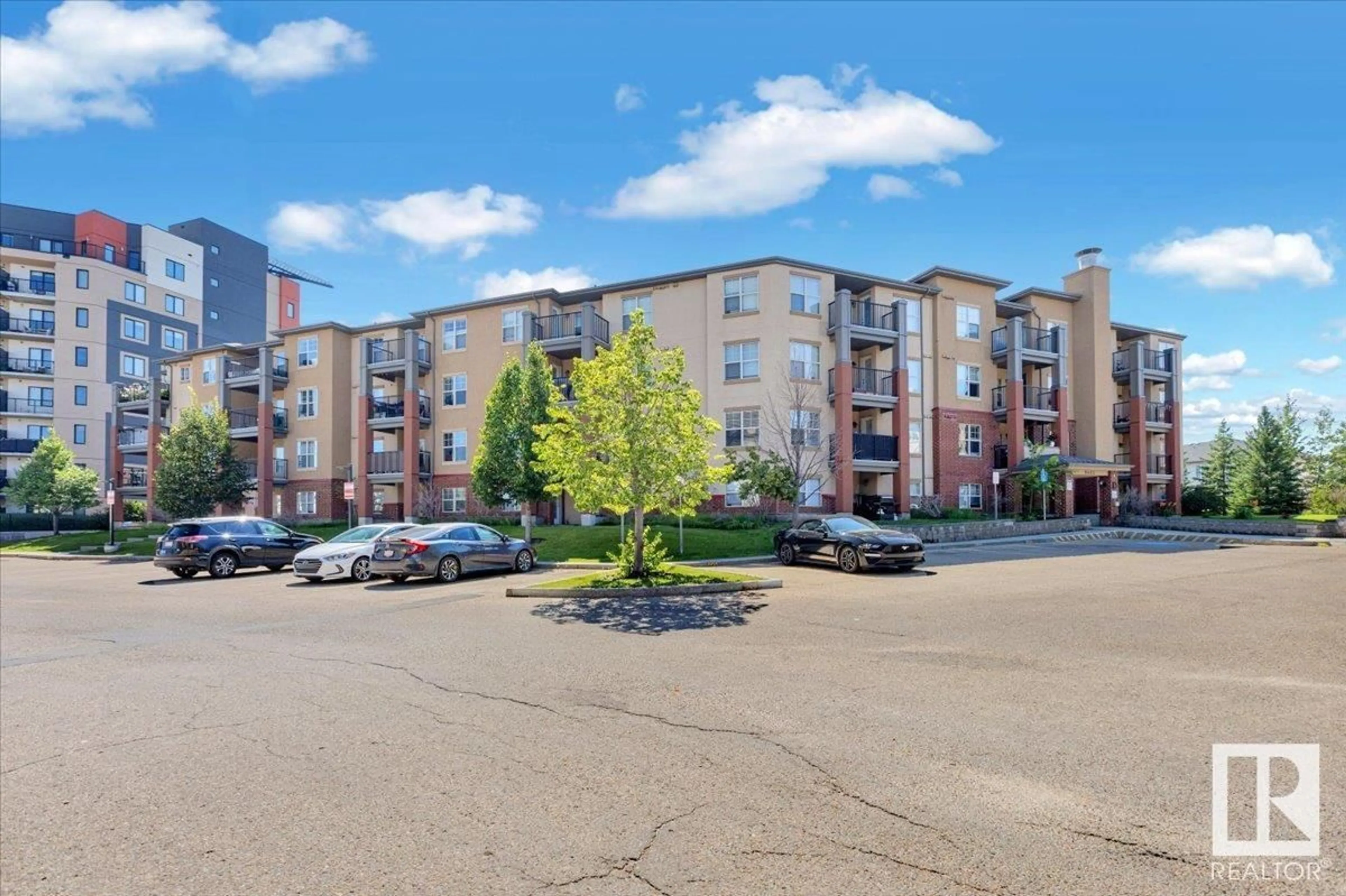 Patio, building for #114 - 11453 ELLERSLIE RD, Edmonton Alberta T6W1T2