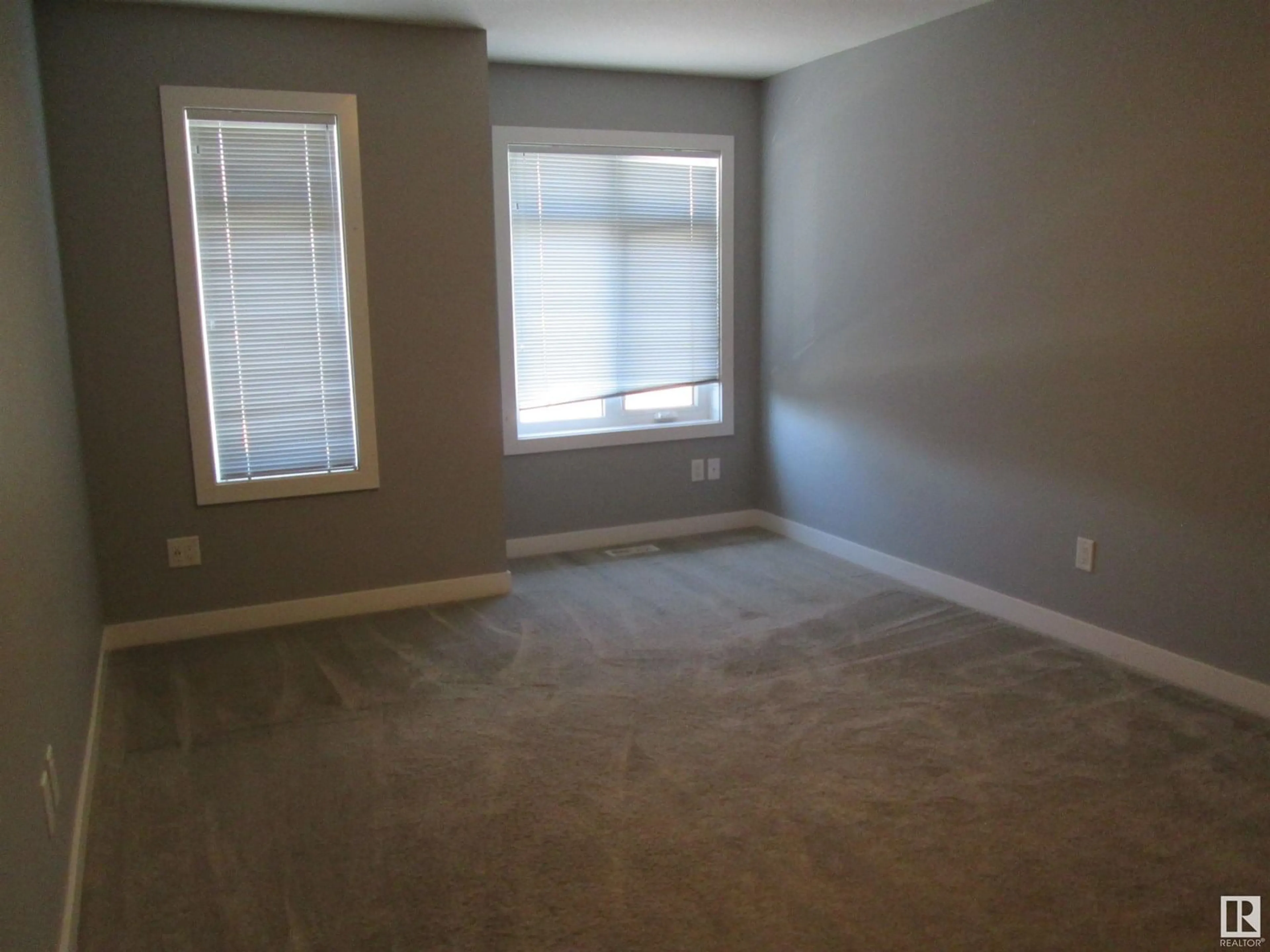 A pic of a room for NW - 9851 217 ST, Edmonton Alberta T5T4T7