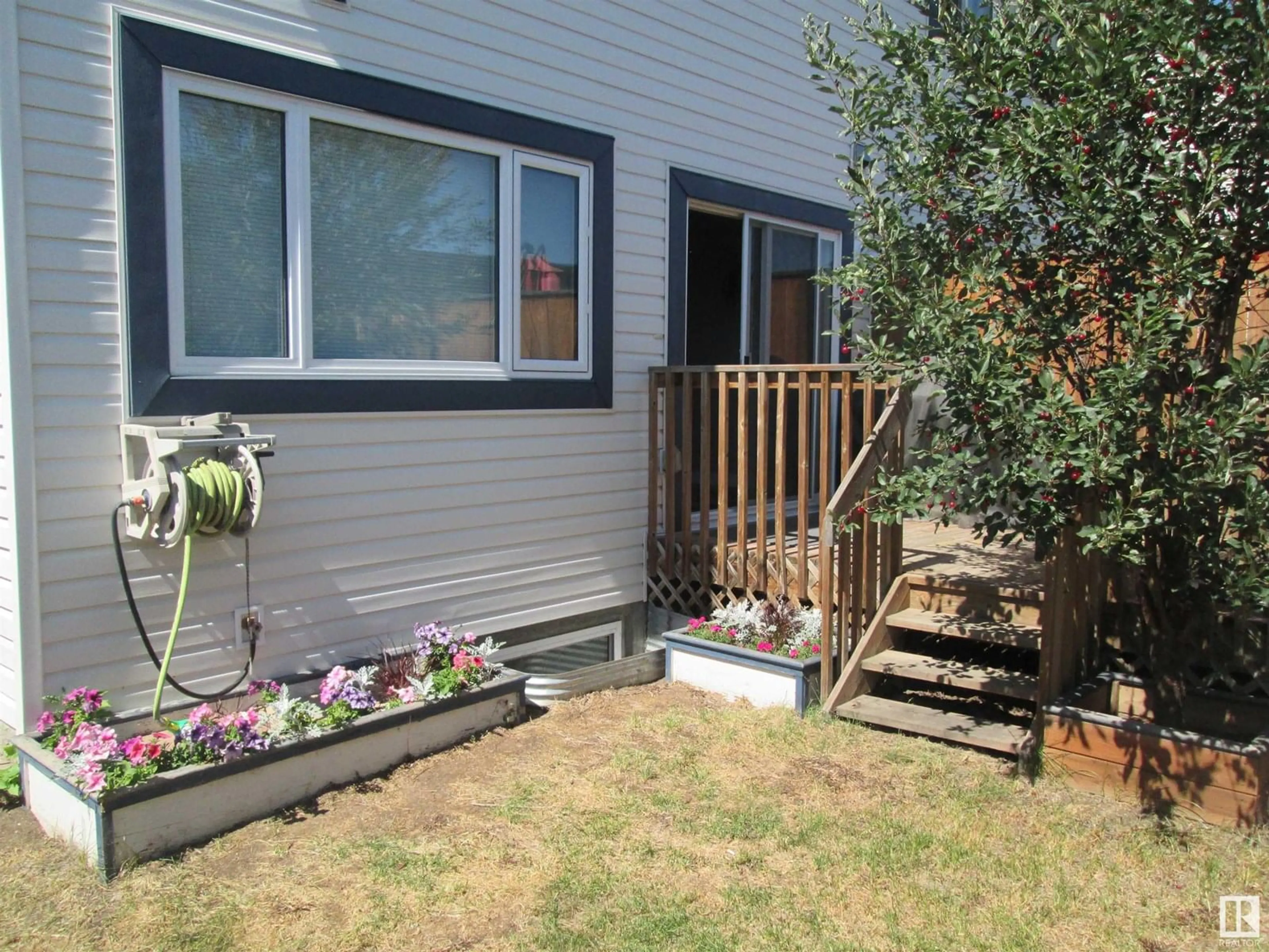 Patio, street for NW - 9851 217 ST, Edmonton Alberta T5T4T7