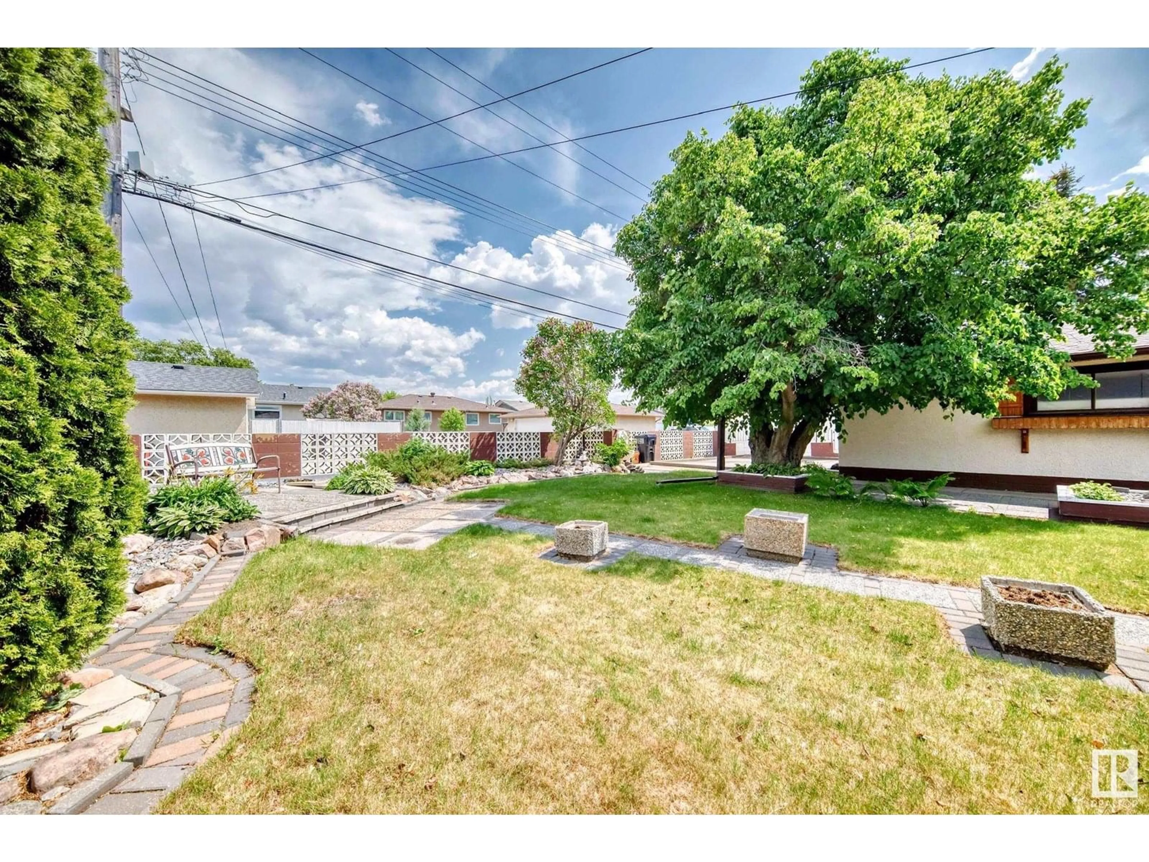 A pic from outside/outdoor area/front of a property/back of a property/a pic from drone, street for 8809 74 ST, Edmonton Alberta T6B2B1