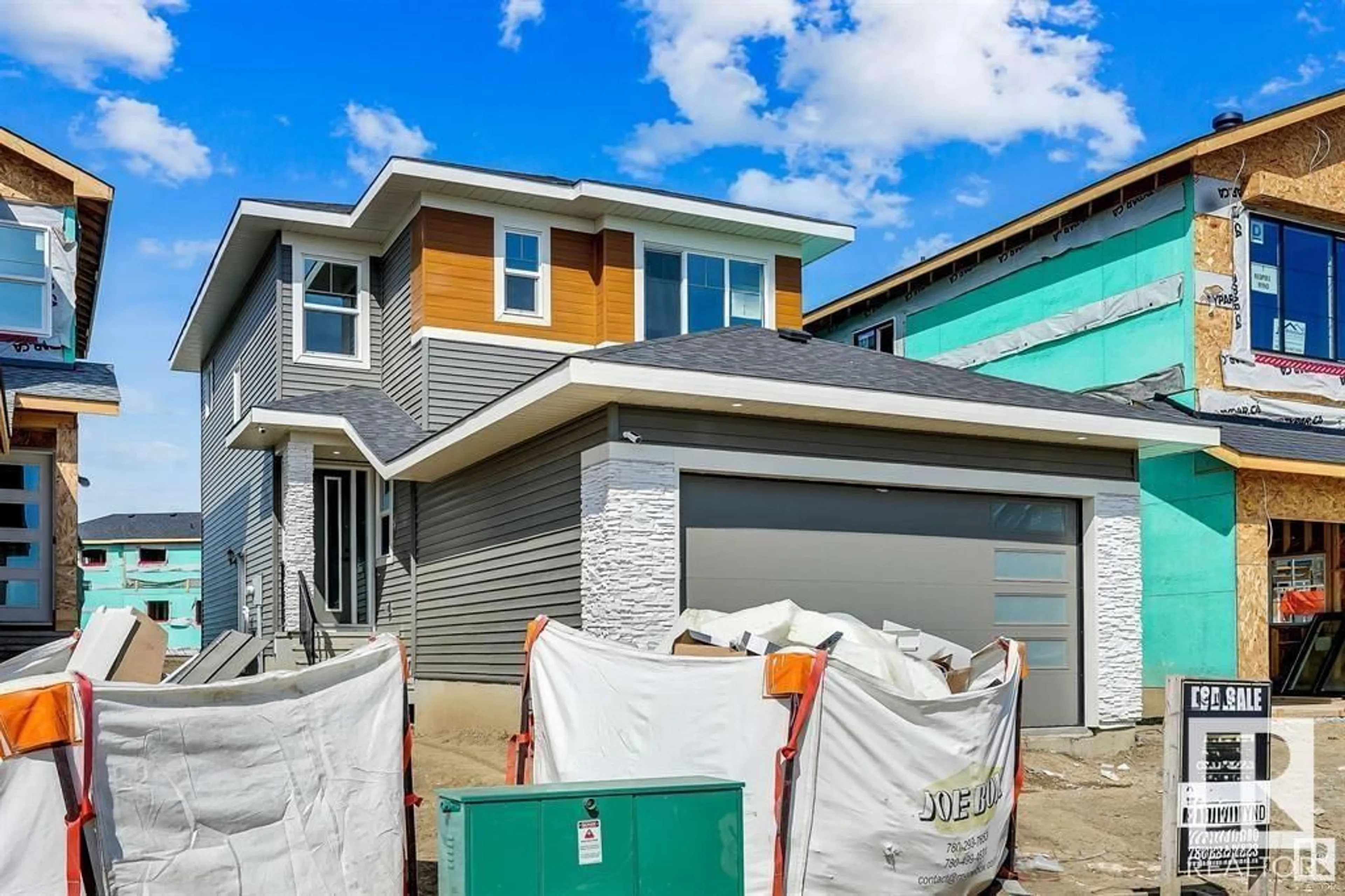 Home with vinyl exterior material, street for 3 REDPOLL WD, St. Albert Alberta T8N8B7