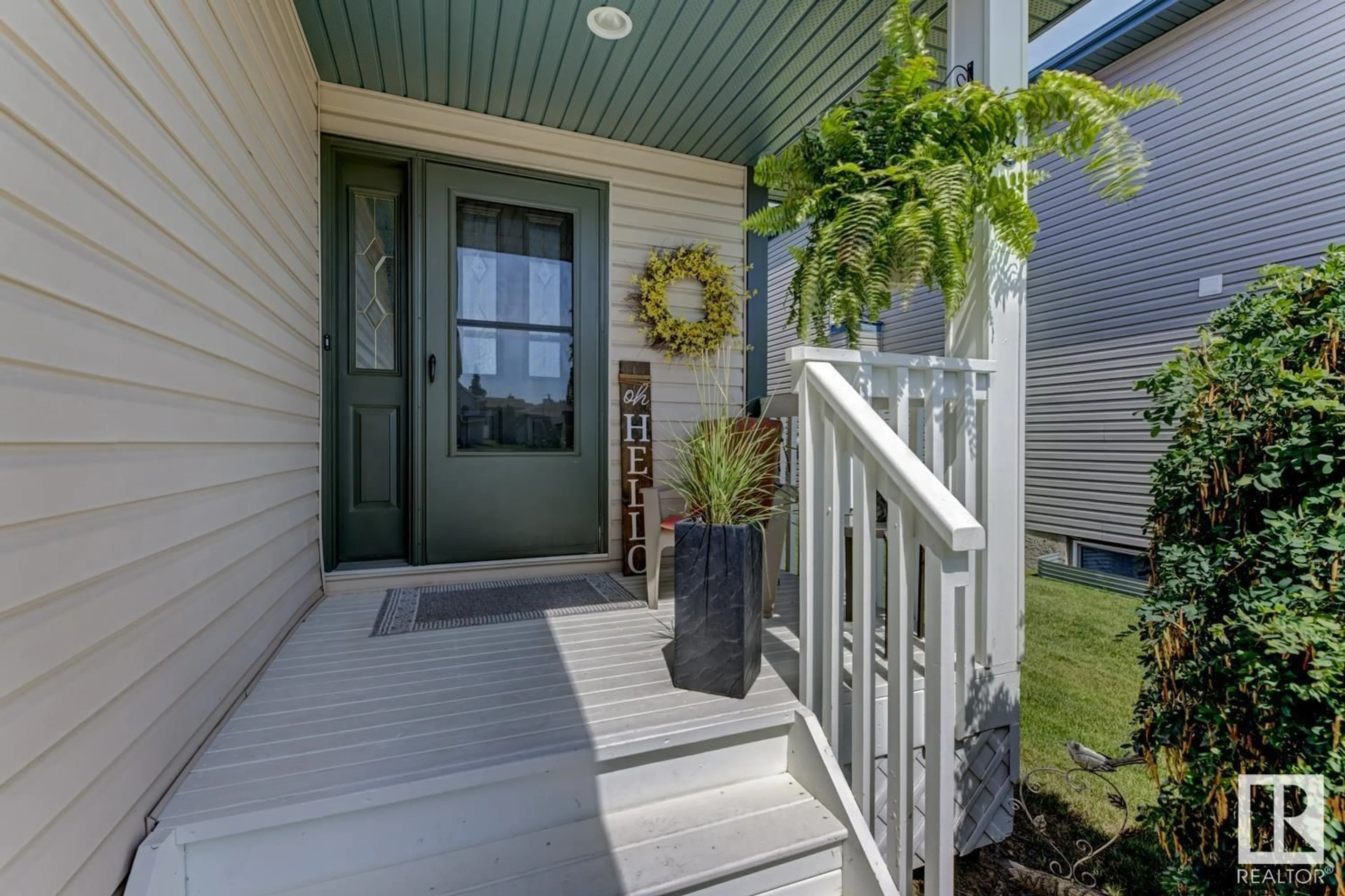 Indoor entryway for N - 8 LAKEWOOD CV, Spruce Grove Alberta T7X4B4