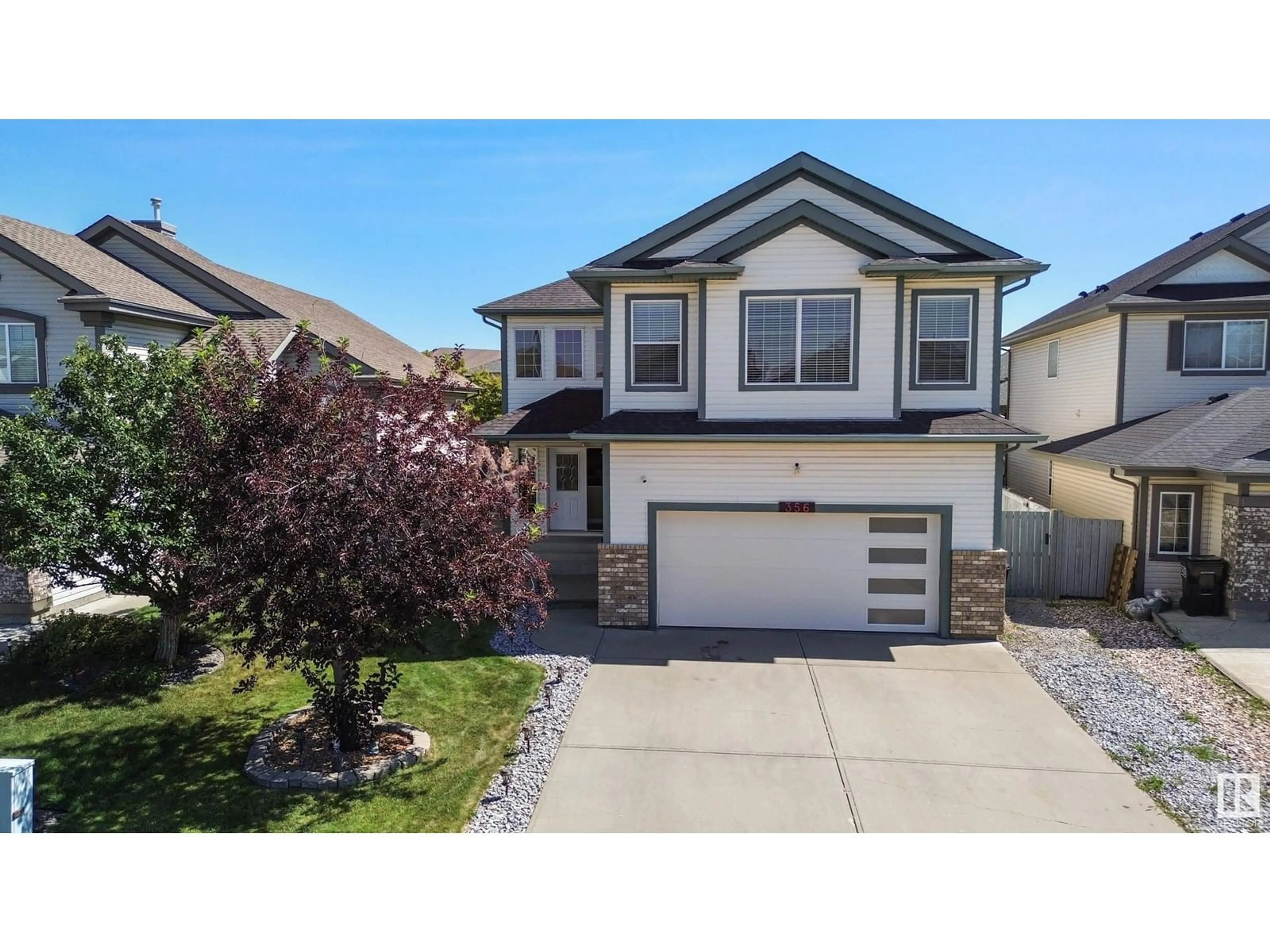 Home with vinyl exterior material, street for 356 CALDERON CR, Edmonton Alberta T6V1R8