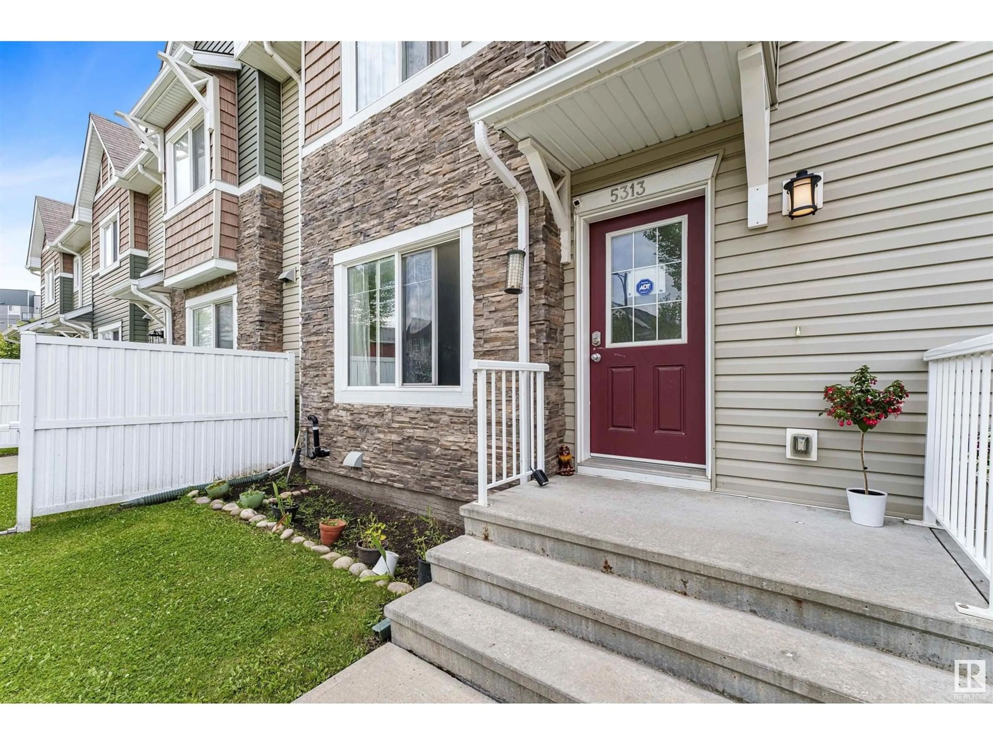 Unknown for 5313 3 AV SW, Edmonton Alberta T6X0W7