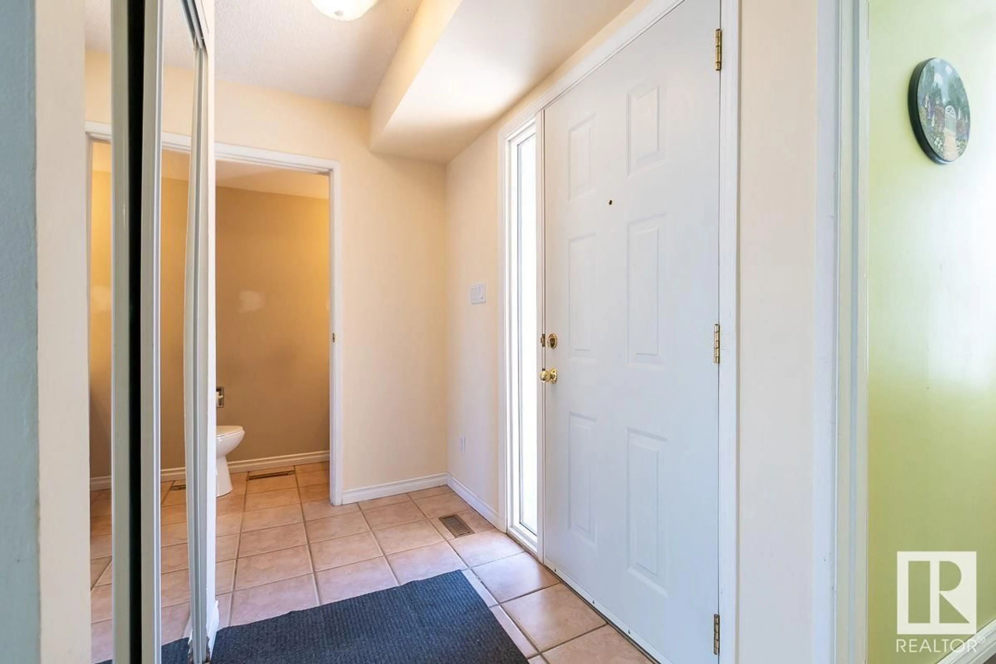 Indoor entryway for NW - 6030 MILL WOODS RD S, Edmonton Alberta T6L1N5