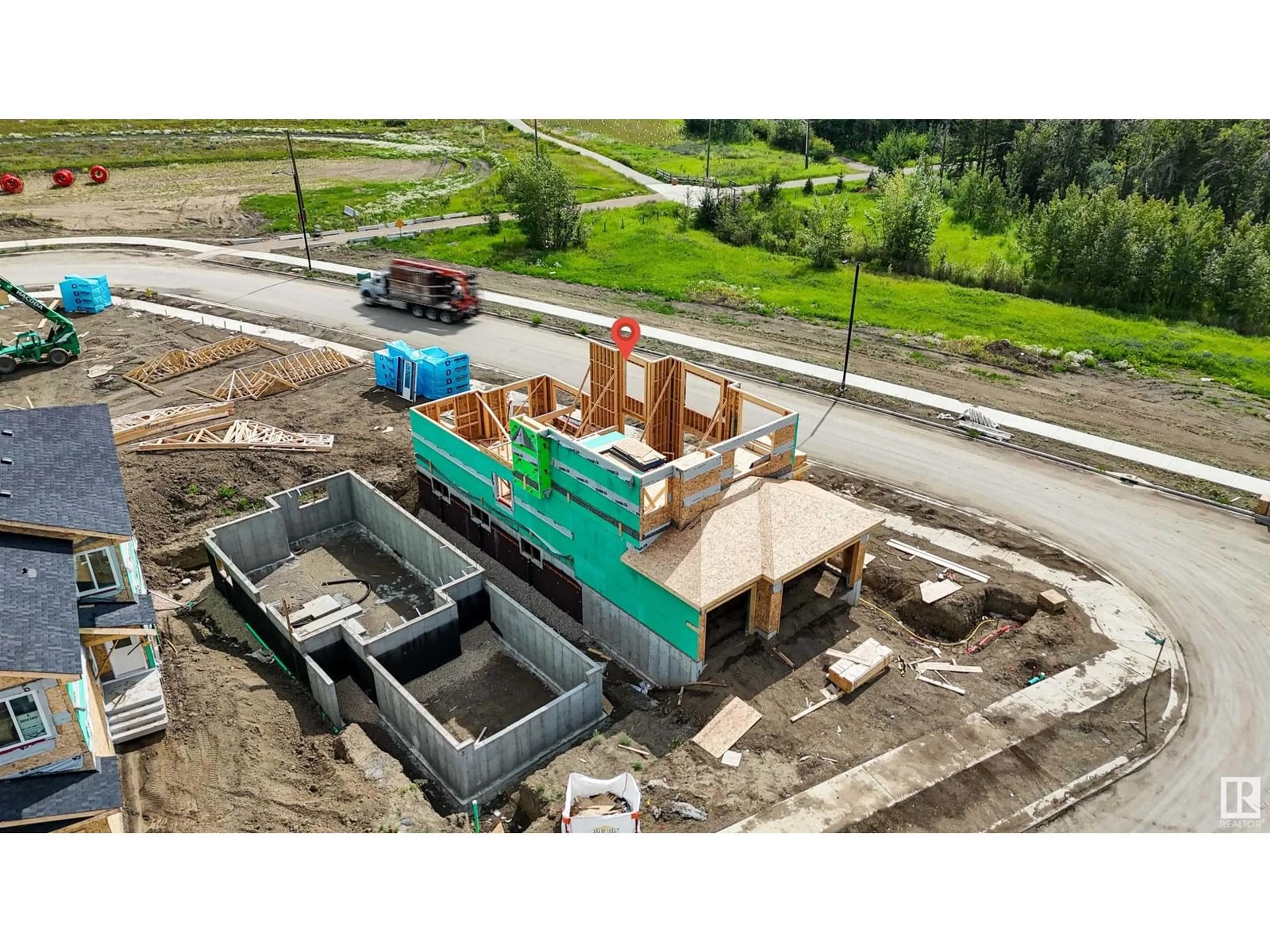 A pic from outside/outdoor area/front of a property/back of a property/a pic from drone, building for 1 ROSA CR, St. Albert Alberta T8N8B7