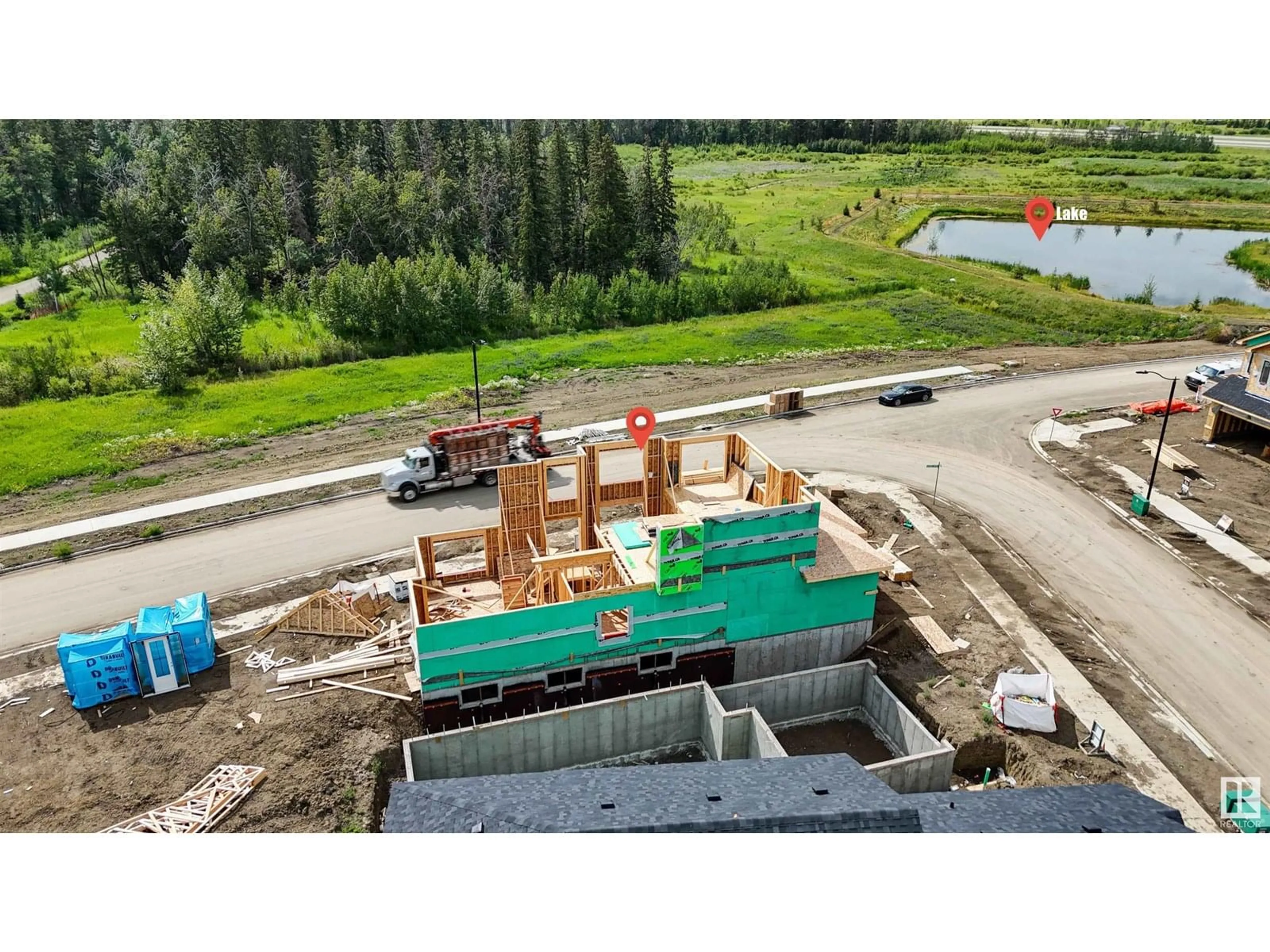 A pic from outside/outdoor area/front of a property/back of a property/a pic from drone, building for 1 ROSA CR, St. Albert Alberta T8N8B7